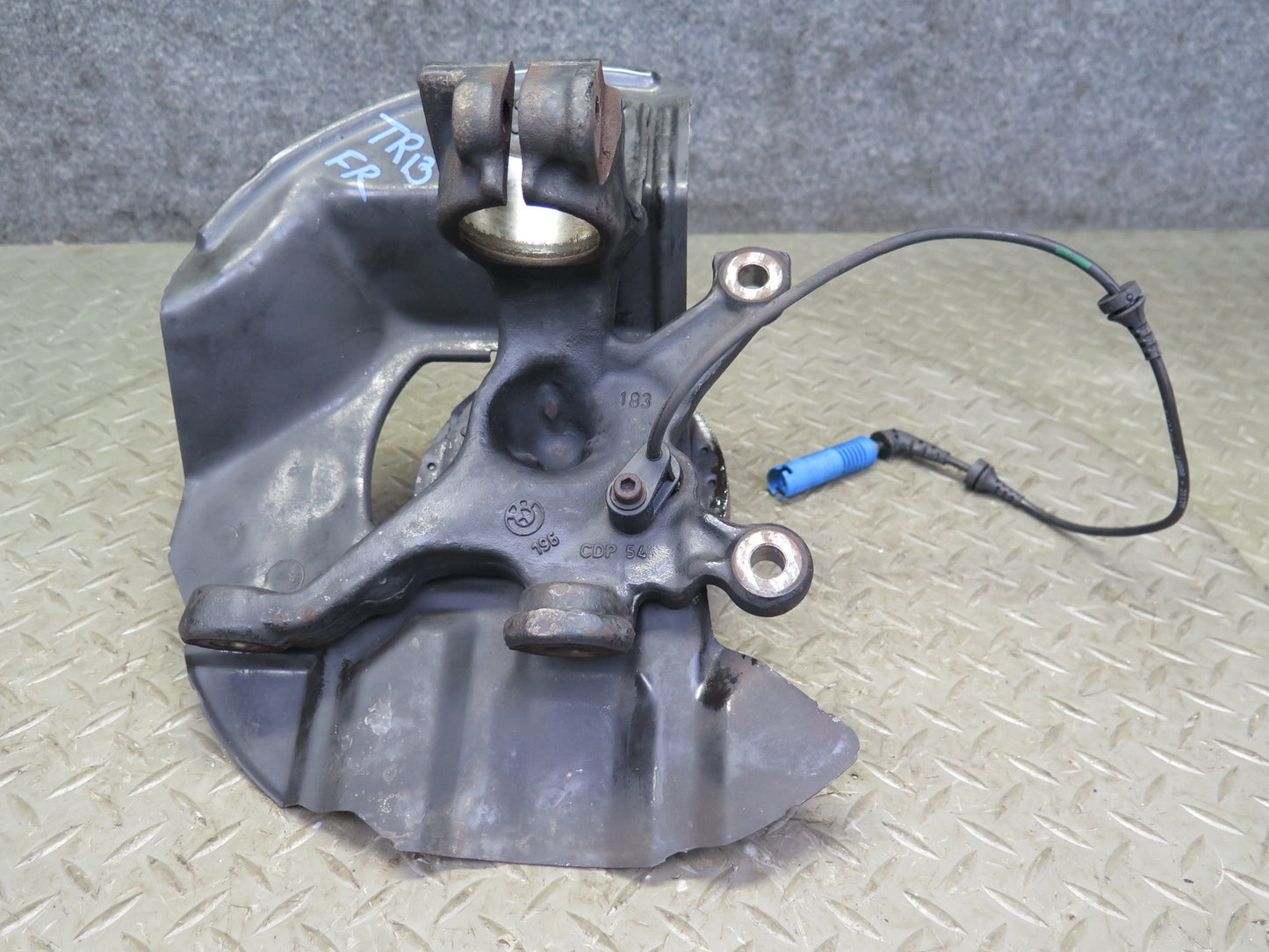 01-06 BMW E46 330ci RWD Front Right Spindle Knuckle Wheel Hub Bearing 77K OEM