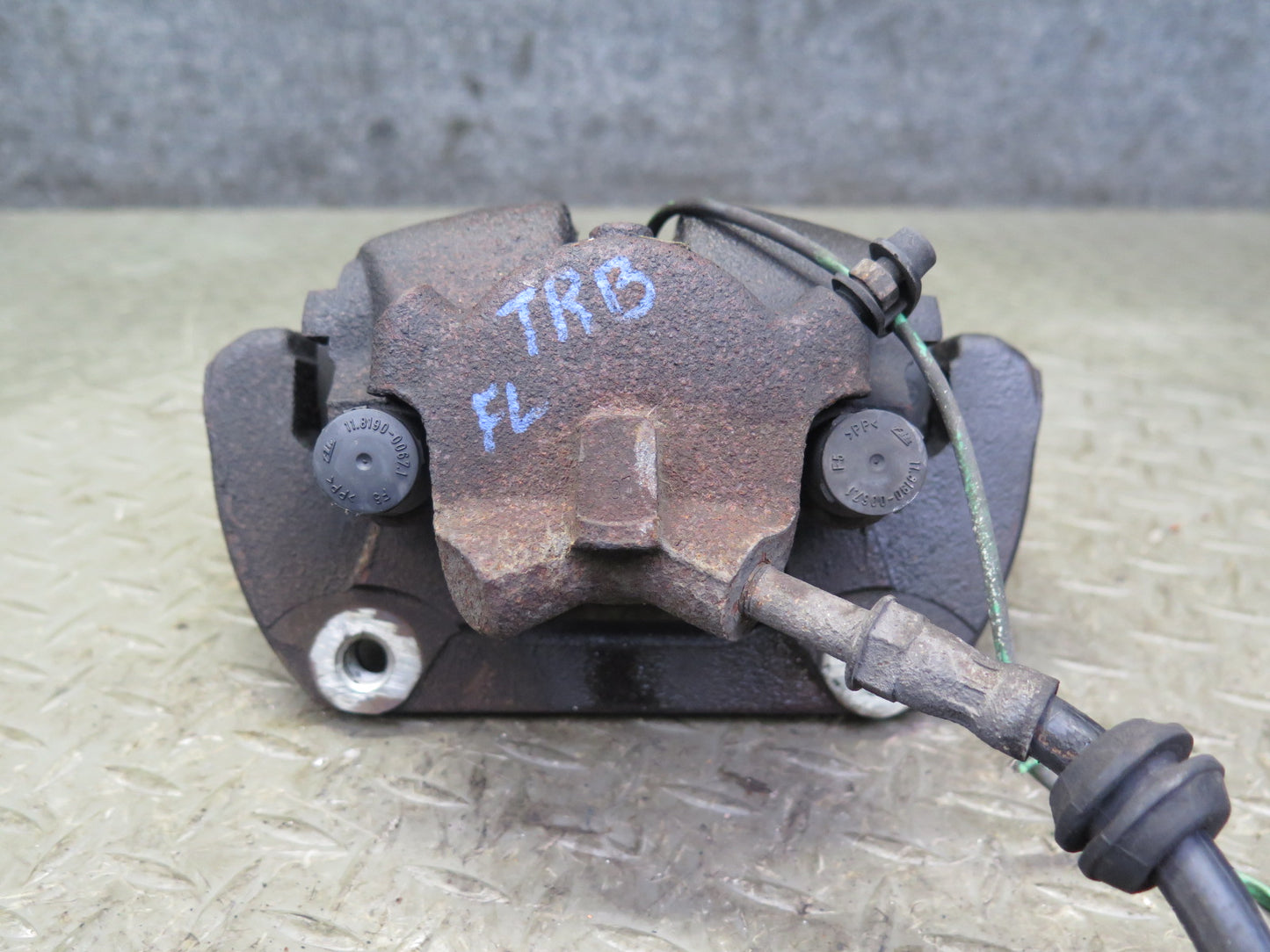 01-06 BMW E46 330i 330Ci RWD Set of 2 Front Left & Right Brake Caliper 77K OEM