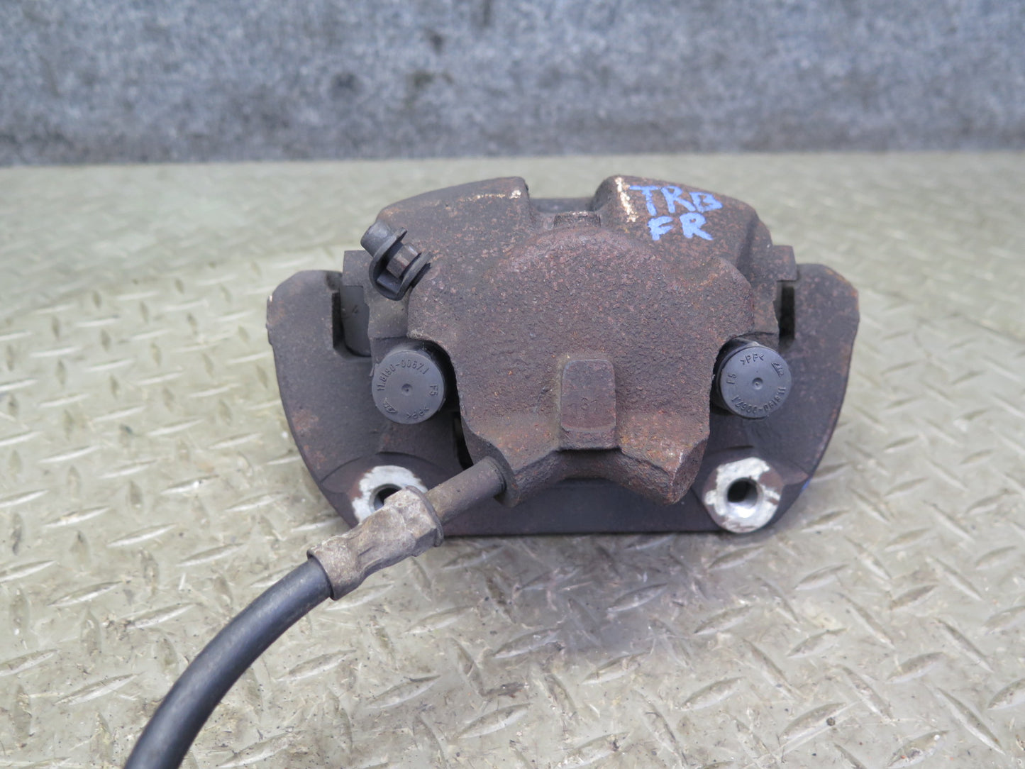 01-06 BMW E46 330i 330Ci RWD Set of 2 Front Left & Right Brake Caliper 77K OEM