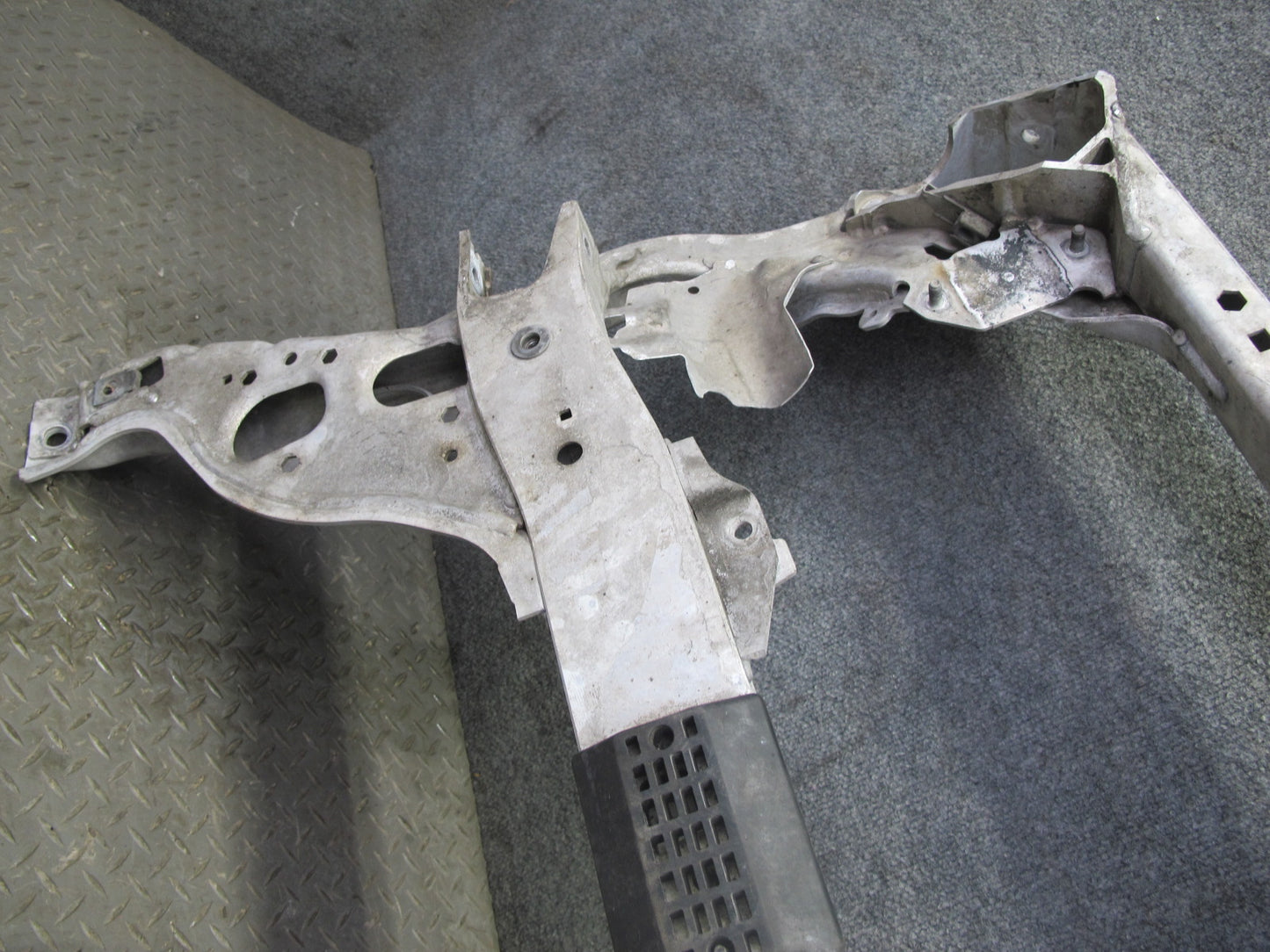 08-13 BMW E88 135i Convertible Front Suspension Subframe Crossmember OEM