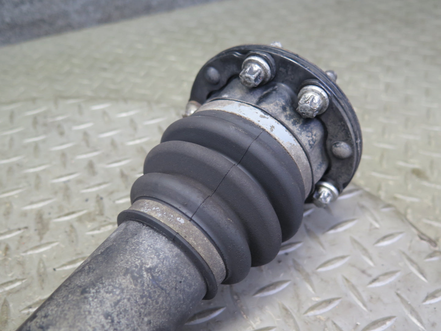 01-06 BMW E46 330CI M54 RWD M/T Rear Left Suspension Axle Shaft 1229757 77K OEM