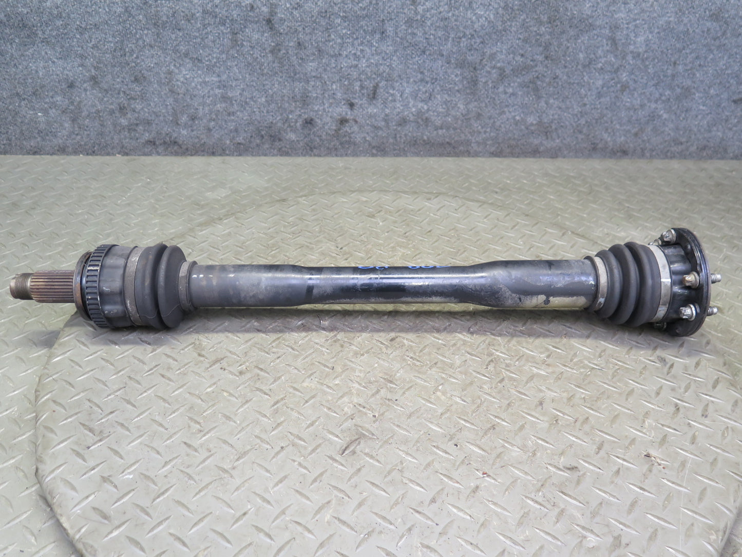 01-06 BMW E46 330CI M54 RWD M/T Rear Right Suspension Axle Shaft 1229790 77K OEM