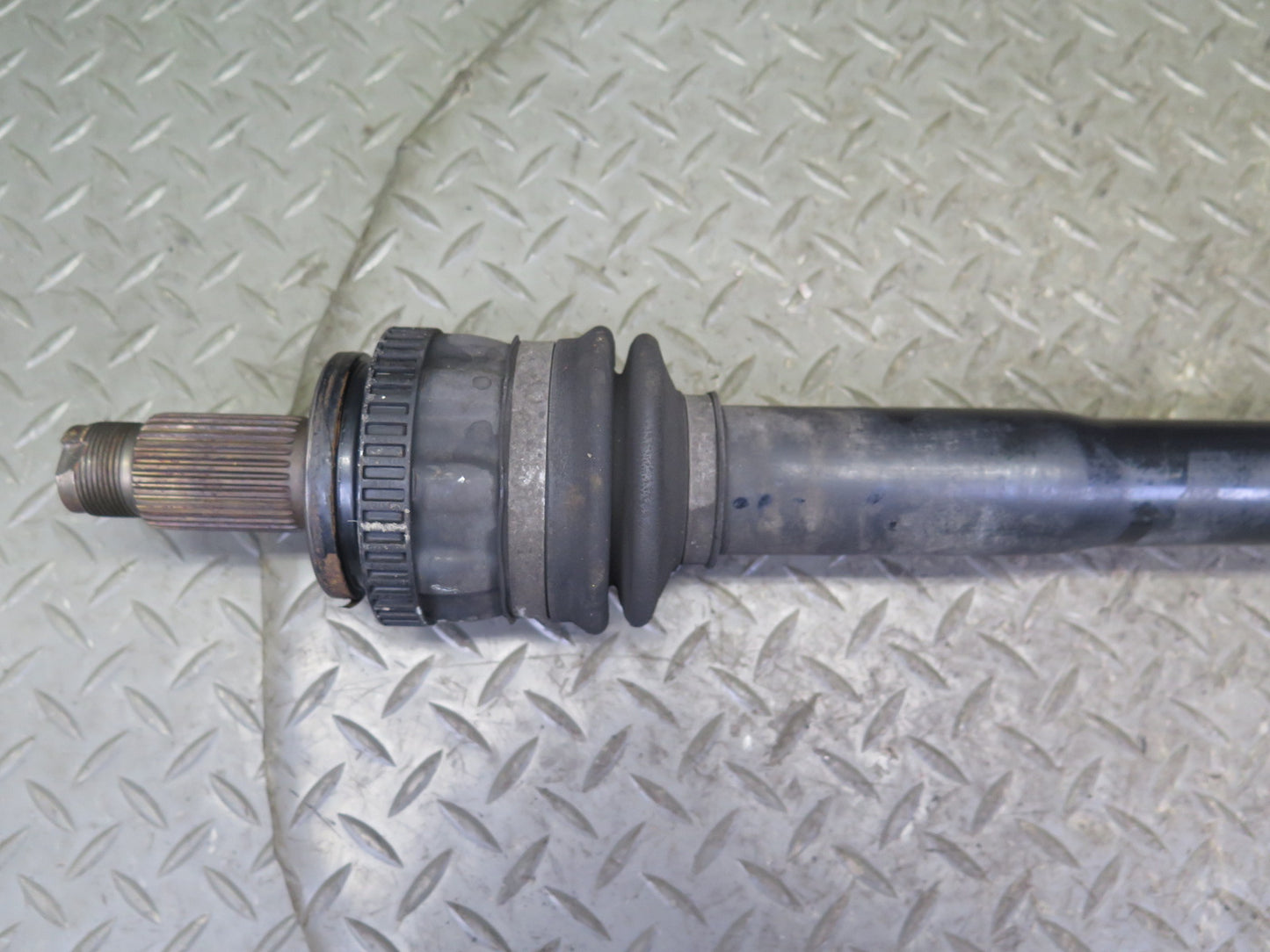 01-06 BMW E46 330CI M54 RWD M/T Rear Right Suspension Axle Shaft 1229790 77K OEM