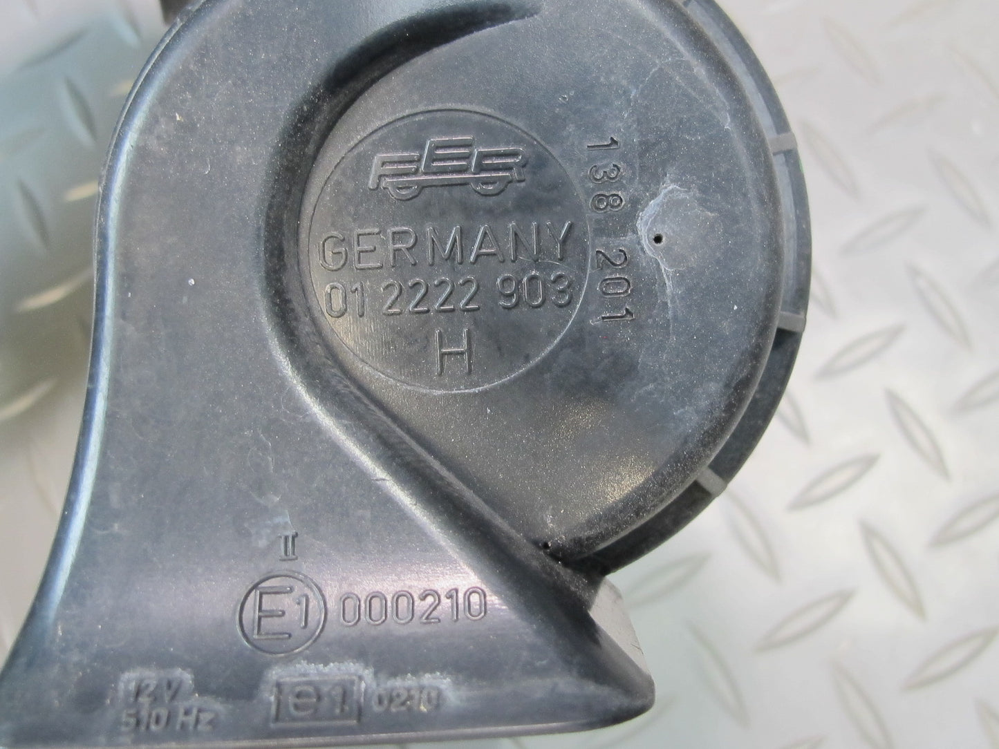 1997-2004 Porsche Boxster 986 High & Low Tone Note Pitch Horn Signal Set of 2