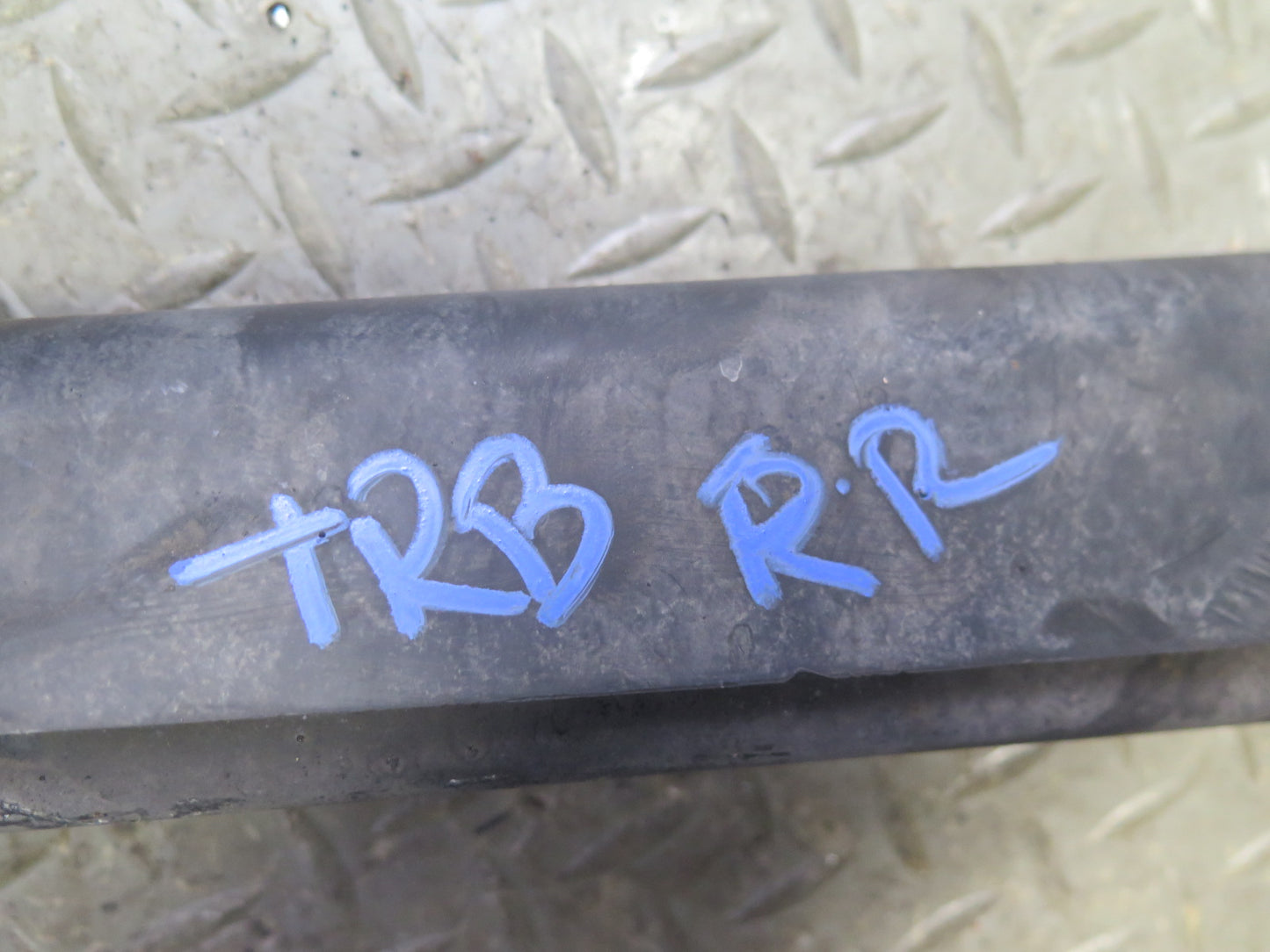 01-06 BMW E46 330ci RWD Set of 2 Rear Right Upper & Lower Control Arm 77K OEM