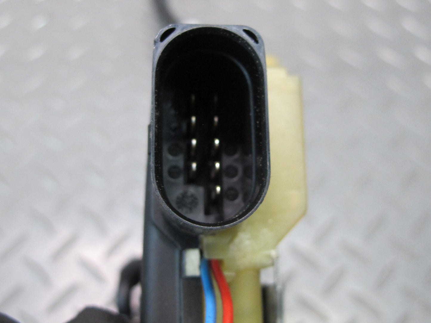 1998-2004 Porsche Boxster 986 Right Door Lock Latch Actuator