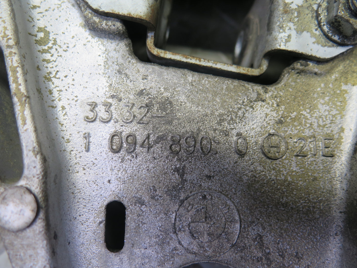 01-06 BMW E46 330ci RWD Set of 2 Rear Right Upper & Lower Control Arm 77K OEM