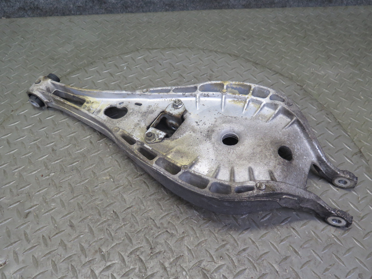 01-06 BMW E46 330ci RWD Set of 2 Rear Right Upper & Lower Control Arm 77K OEM