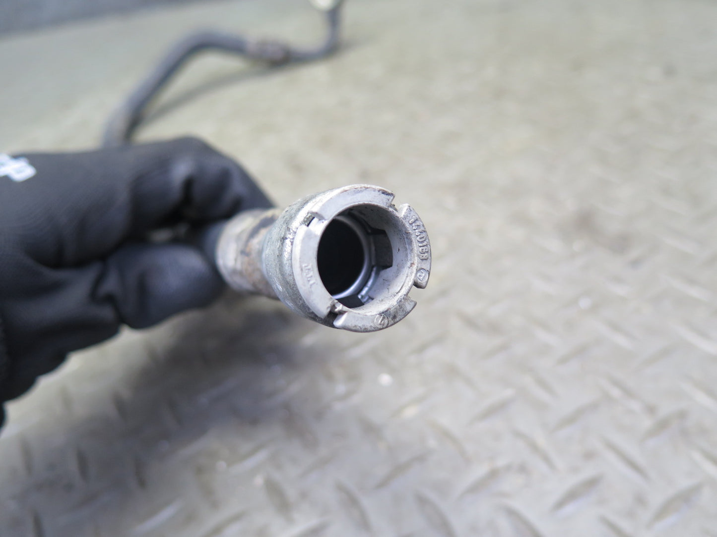 2001 BMW E46 330ci Set of 2 Power Steering Hose Pipe Line OEM