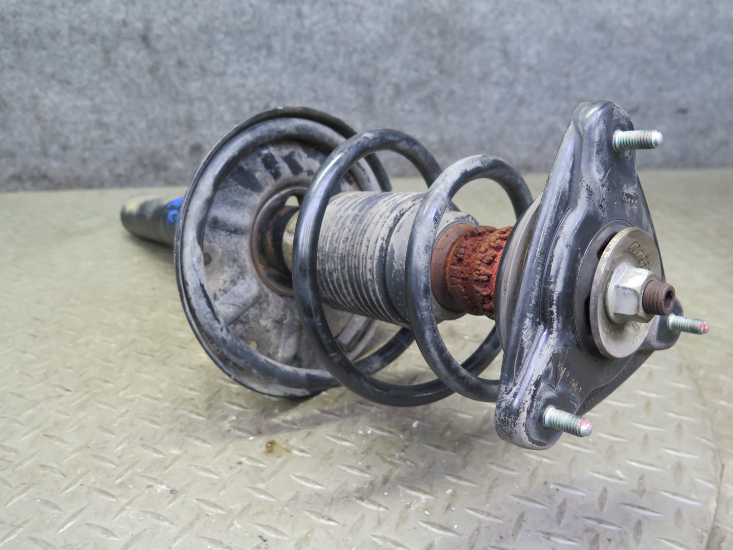 1997-2004 Porsche Boxster 986 RWD Front Strut Shock Absorber Set of 2 72K Miles