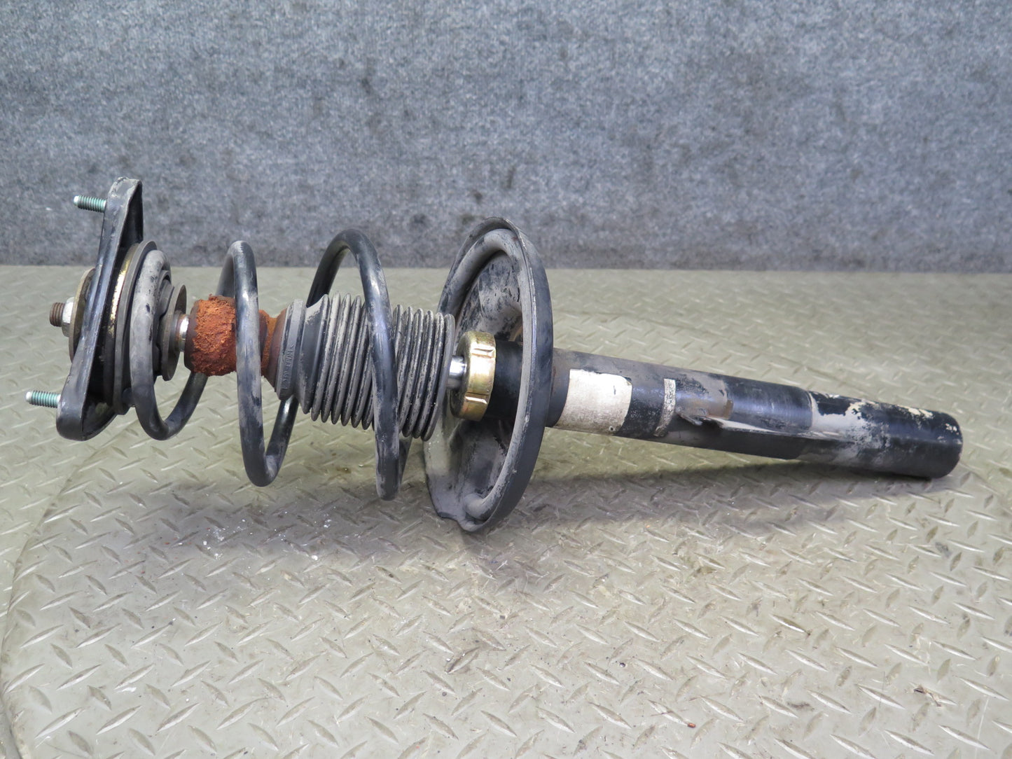 1997-2004 Porsche Boxster 986 RWD Front Strut Shock Absorber Set of 2 72K Miles