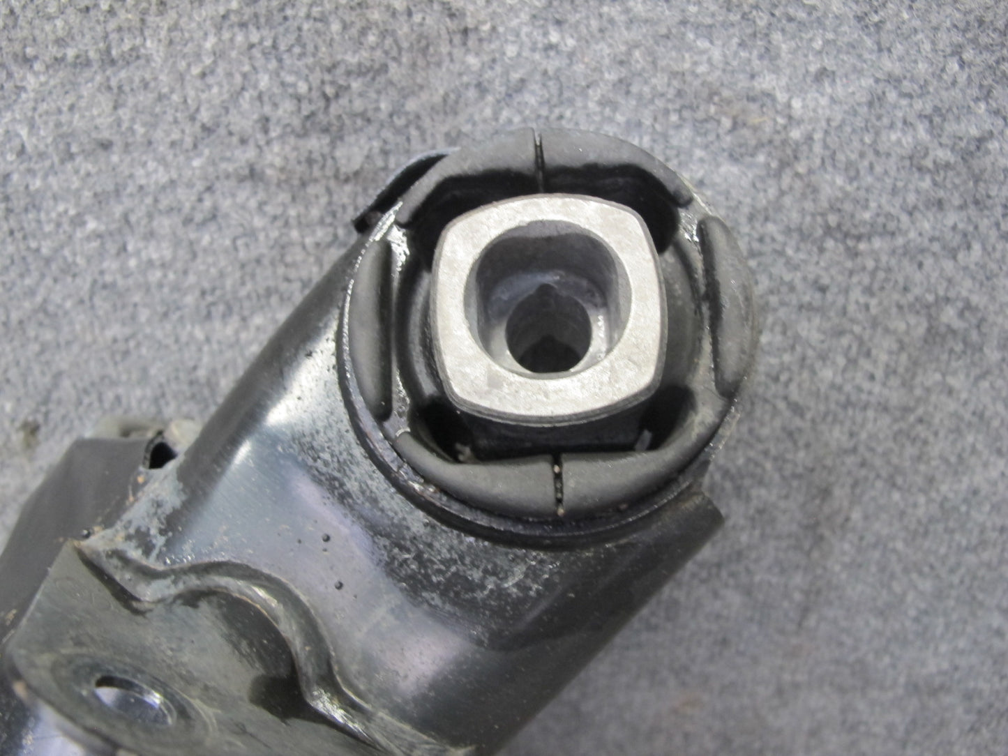 08-13 BMW E82 E88 135i Rear Suspension Subframe Sub Frame Crossmember OEM