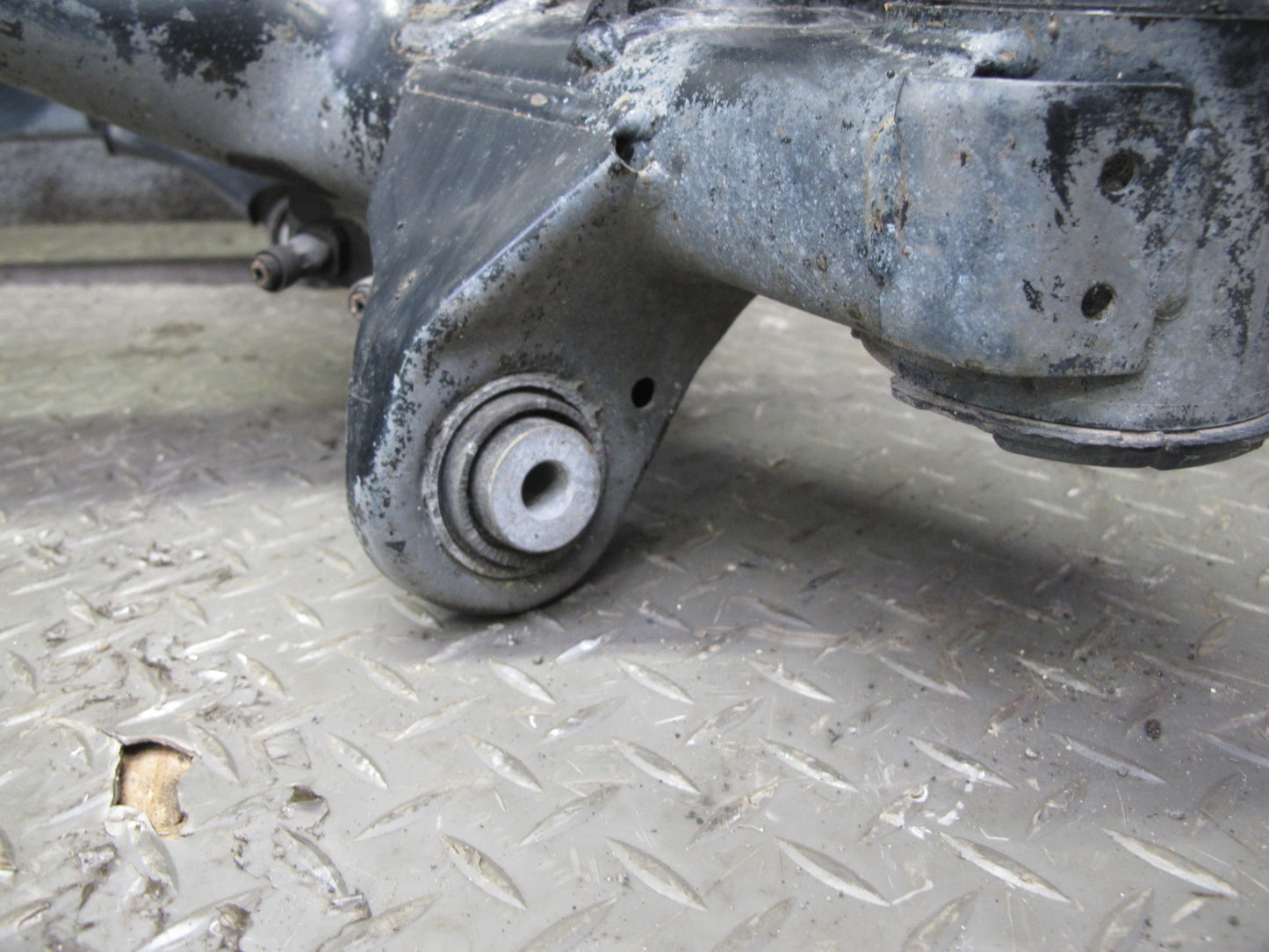 08-13 BMW E82 E88 135i Rear Suspension Subframe Sub Frame Crossmember OEM