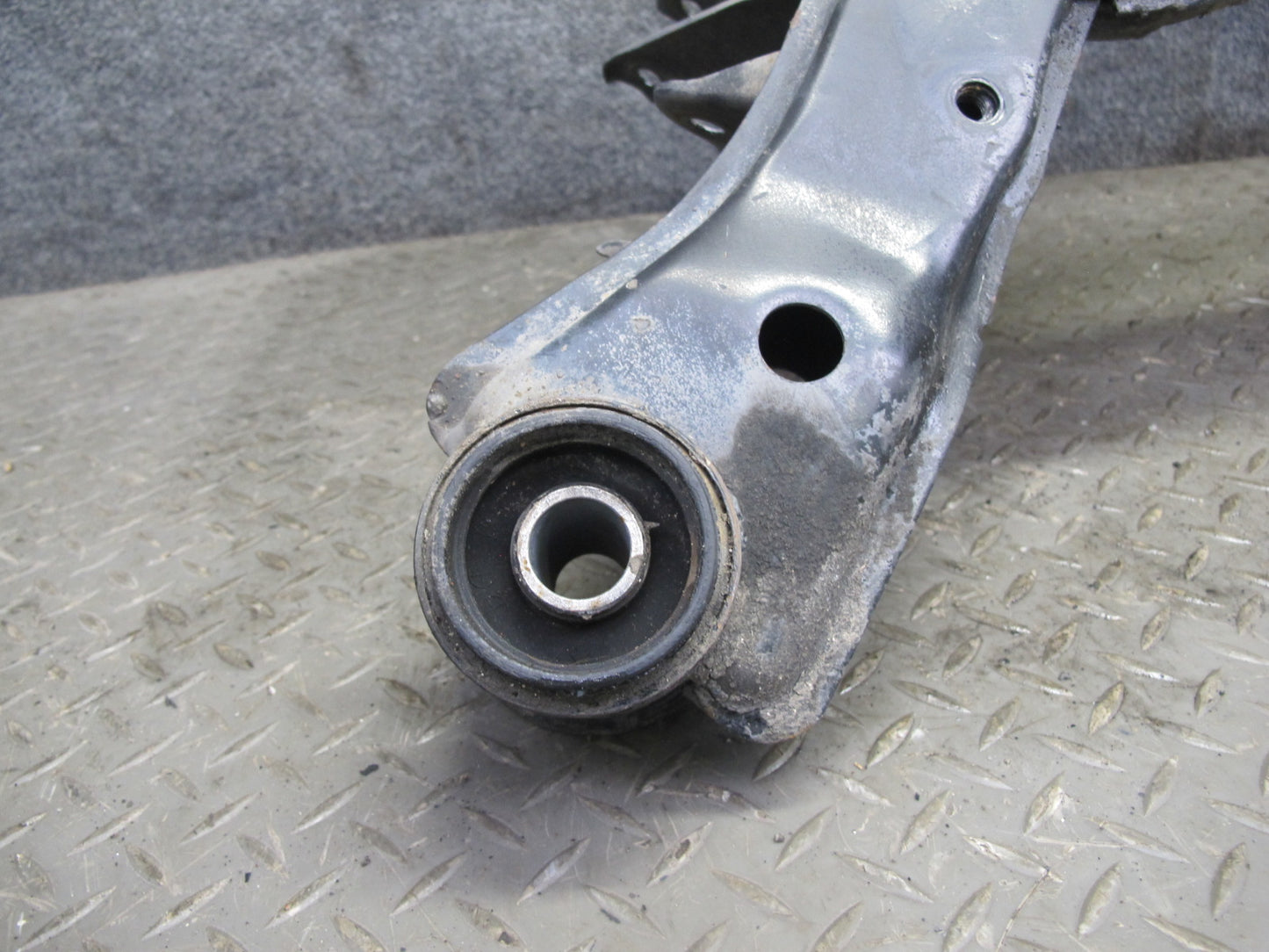 90-93 Nissan Z32 300ZX Turbo AT Rear Suspension Subframe Crossmember Carrier OEM