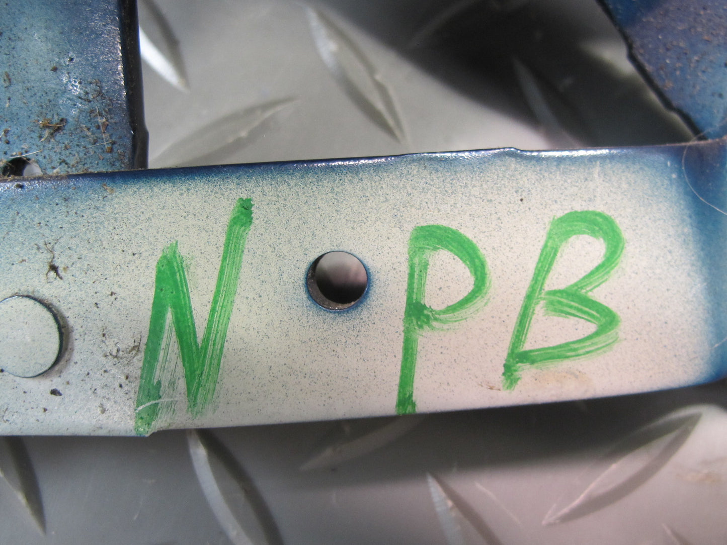 1997-2004 Porsche Boxster 986 Rear Trunk Lid Hinge Bracket w Support Set of 2