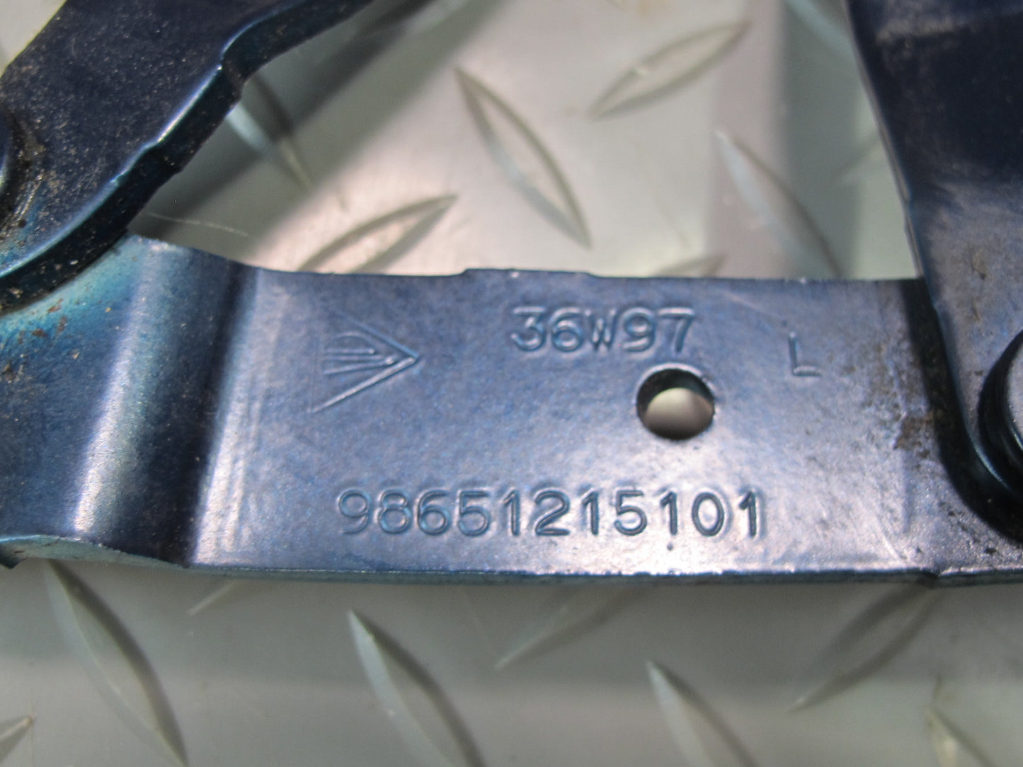 1997-2004 Porsche Boxster 986 Rear Trunk Lid Hinge Bracket w Support Set of 2