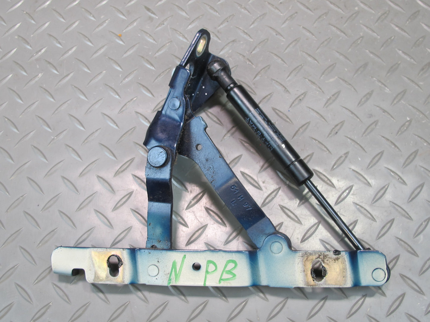 1997-2004 Porsche Boxster 986 Rear Trunk Lid Hinge Bracket w Support Set of 2