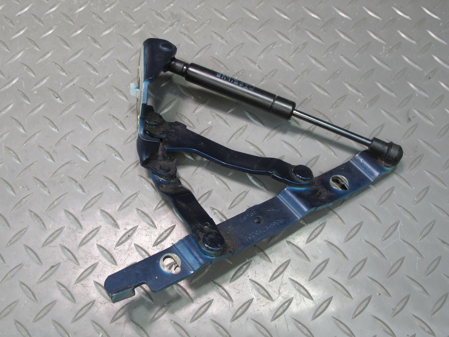 1997-2004 Porsche Boxster 986 Rear Trunk Lid Hinge Bracket w Support Set of 2