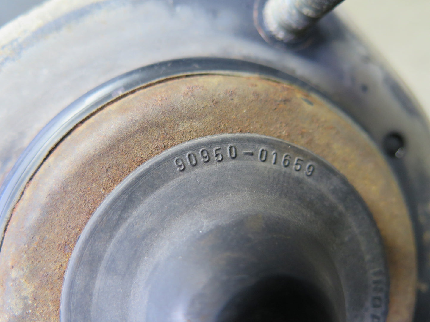 98-00 Lexus UCF20L LS400 RWD Set of 2 Front Strut Shock Absorber 102K Miles OEM