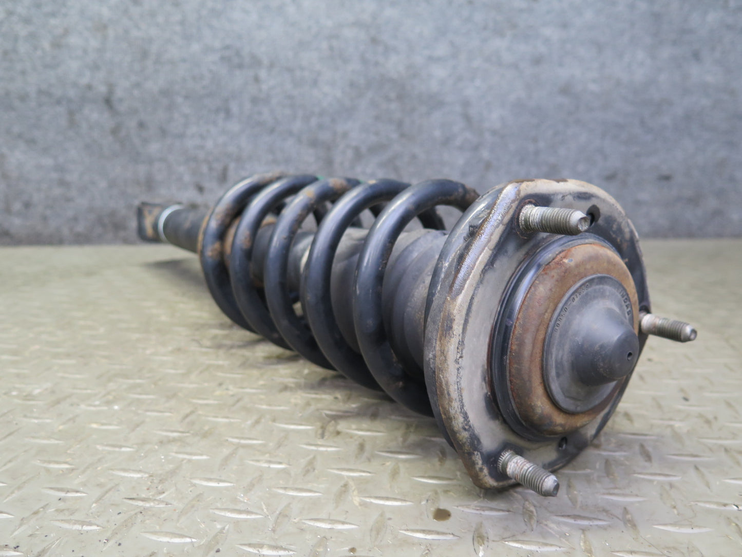 98-00 Lexus UCF20L LS400 RWD Set of 2 Front Strut Shock Absorber 102K Miles OEM