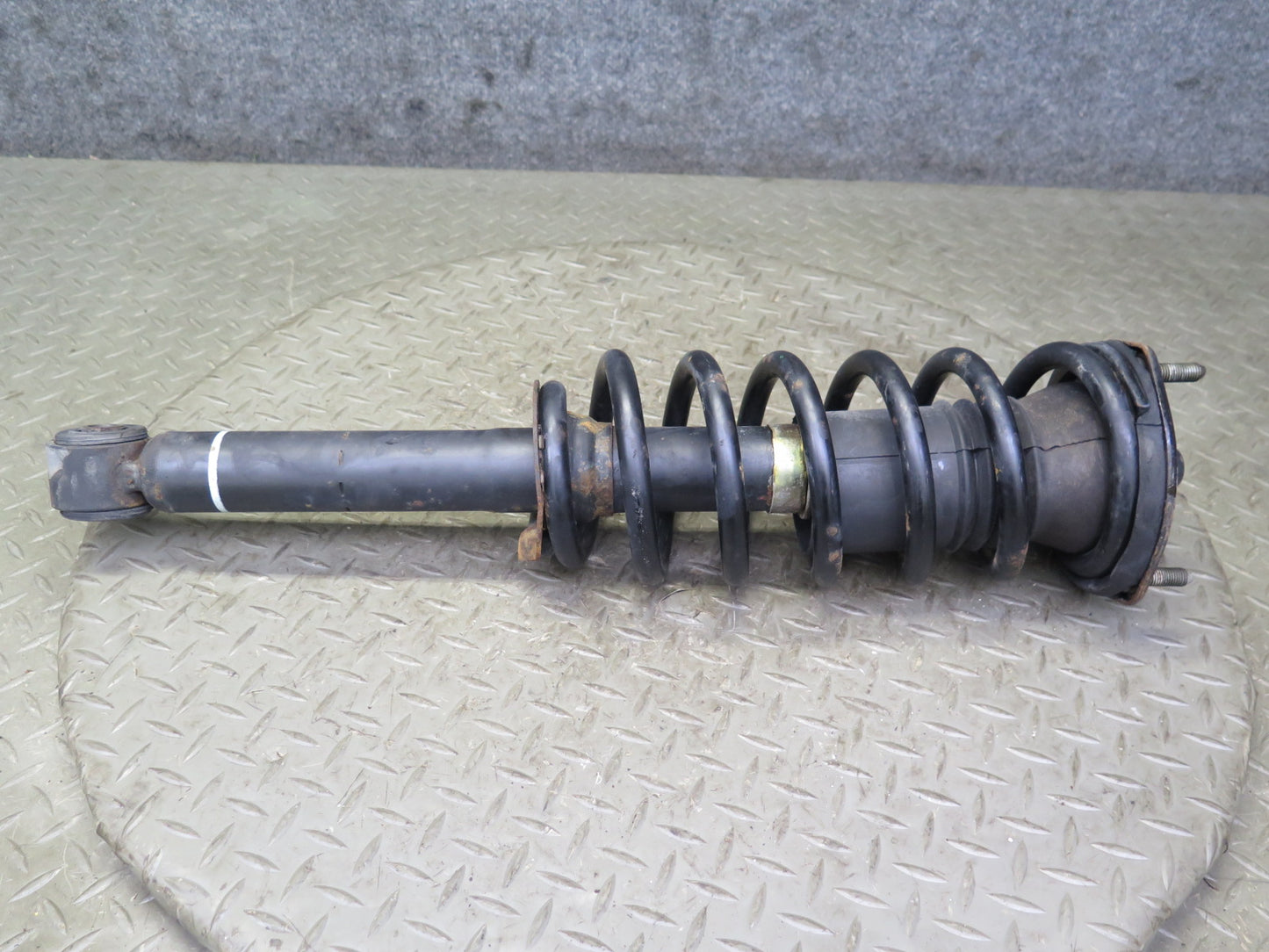 98-00 Lexus UCF20L LS400 RWD Set of 2 Front Strut Shock Absorber 102K Miles OEM
