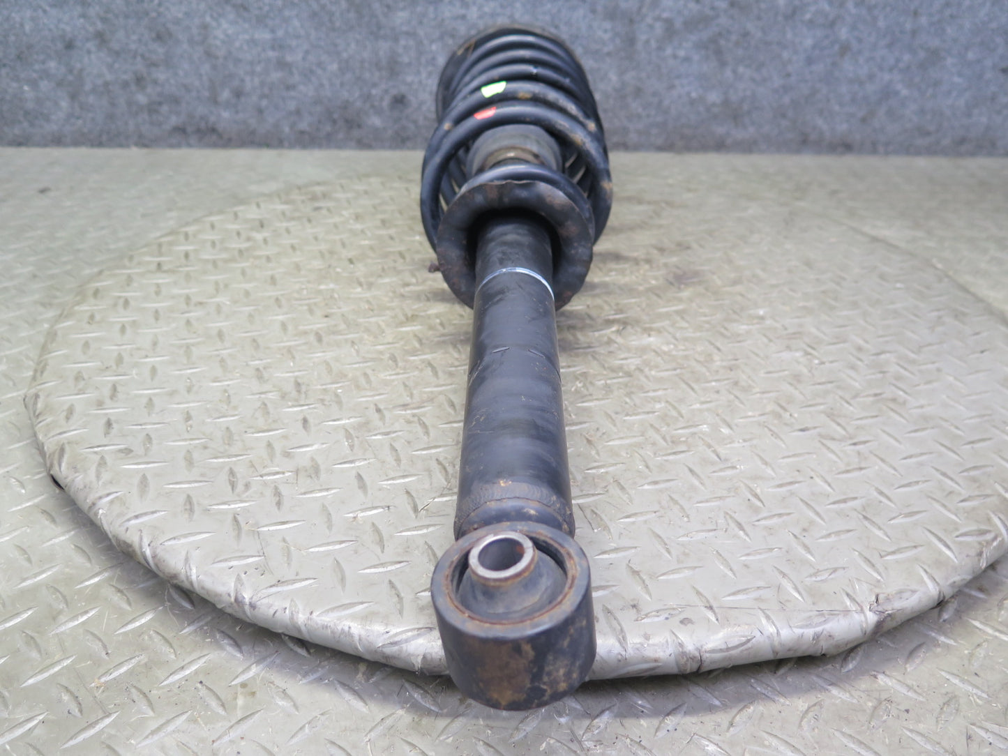 98-00 Lexus UCF20L LS400 RWD Set of 2 Rear Strut Shock Absorber 102K Miles OEM