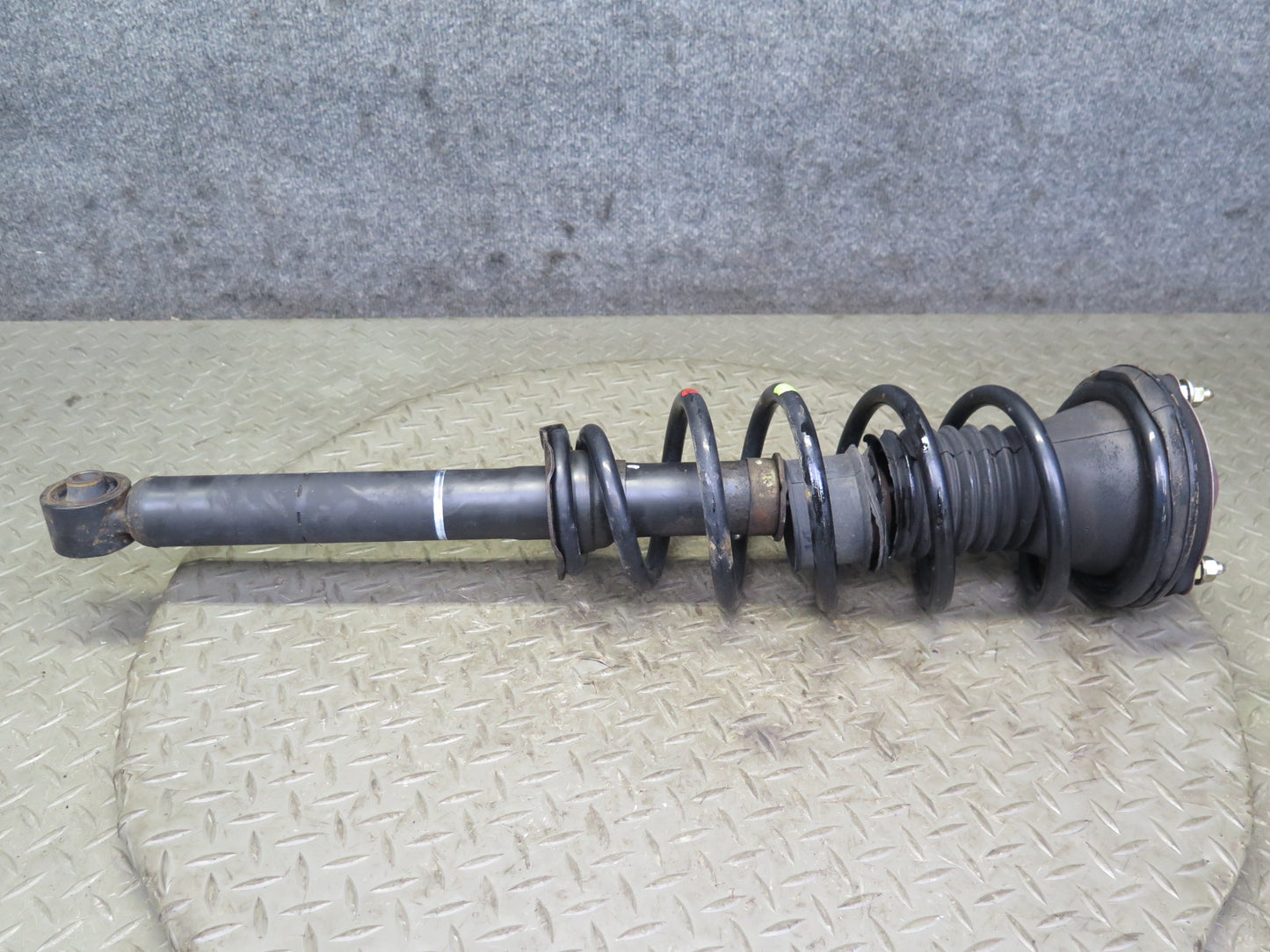 98-00 Lexus UCF20L LS400 RWD Set of 2 Rear Strut Shock Absorber 102K Miles OEM