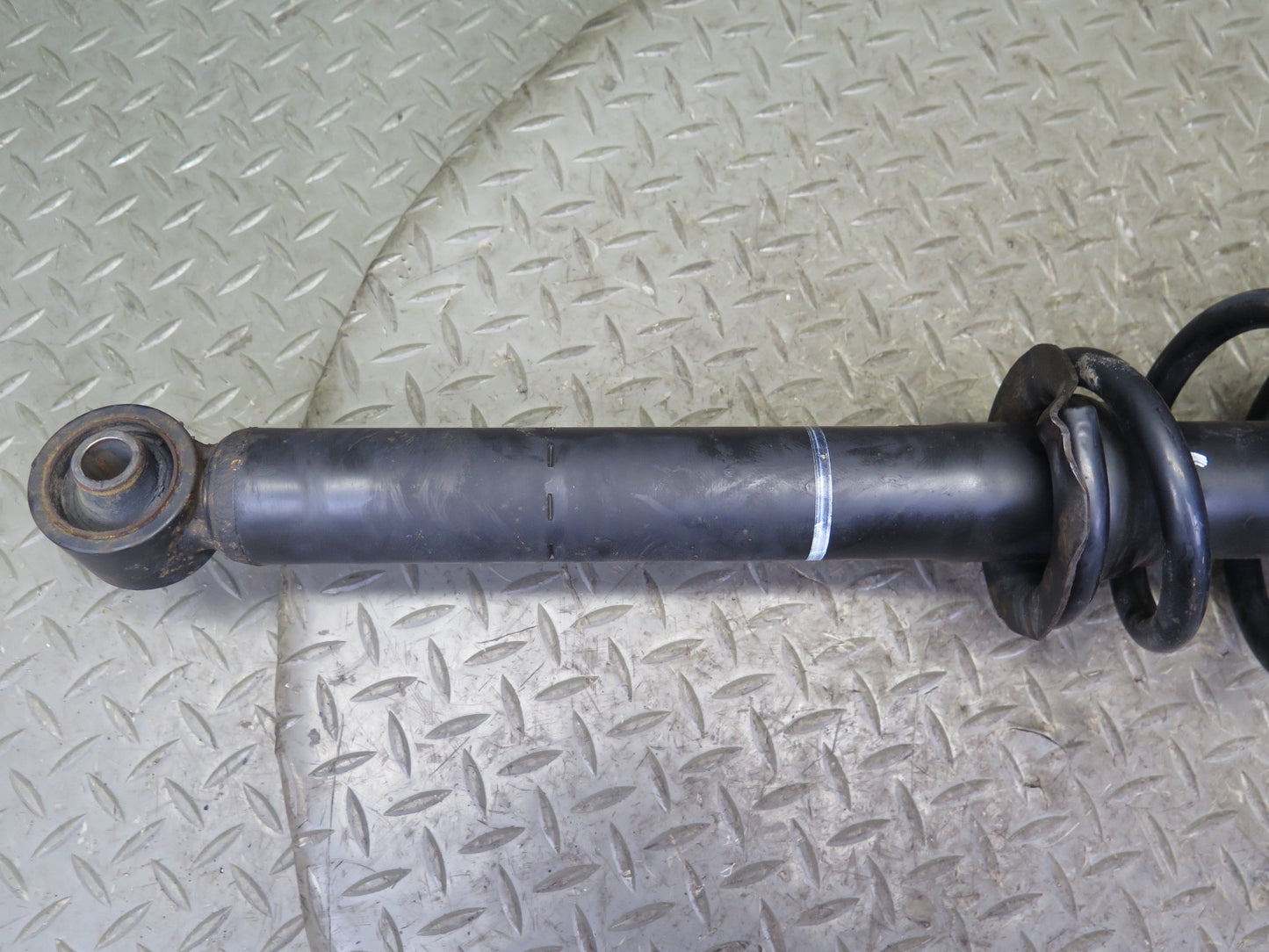 98-00 Lexus UCF20L LS400 RWD Set of 2 Rear Strut Shock Absorber 102K Miles OEM