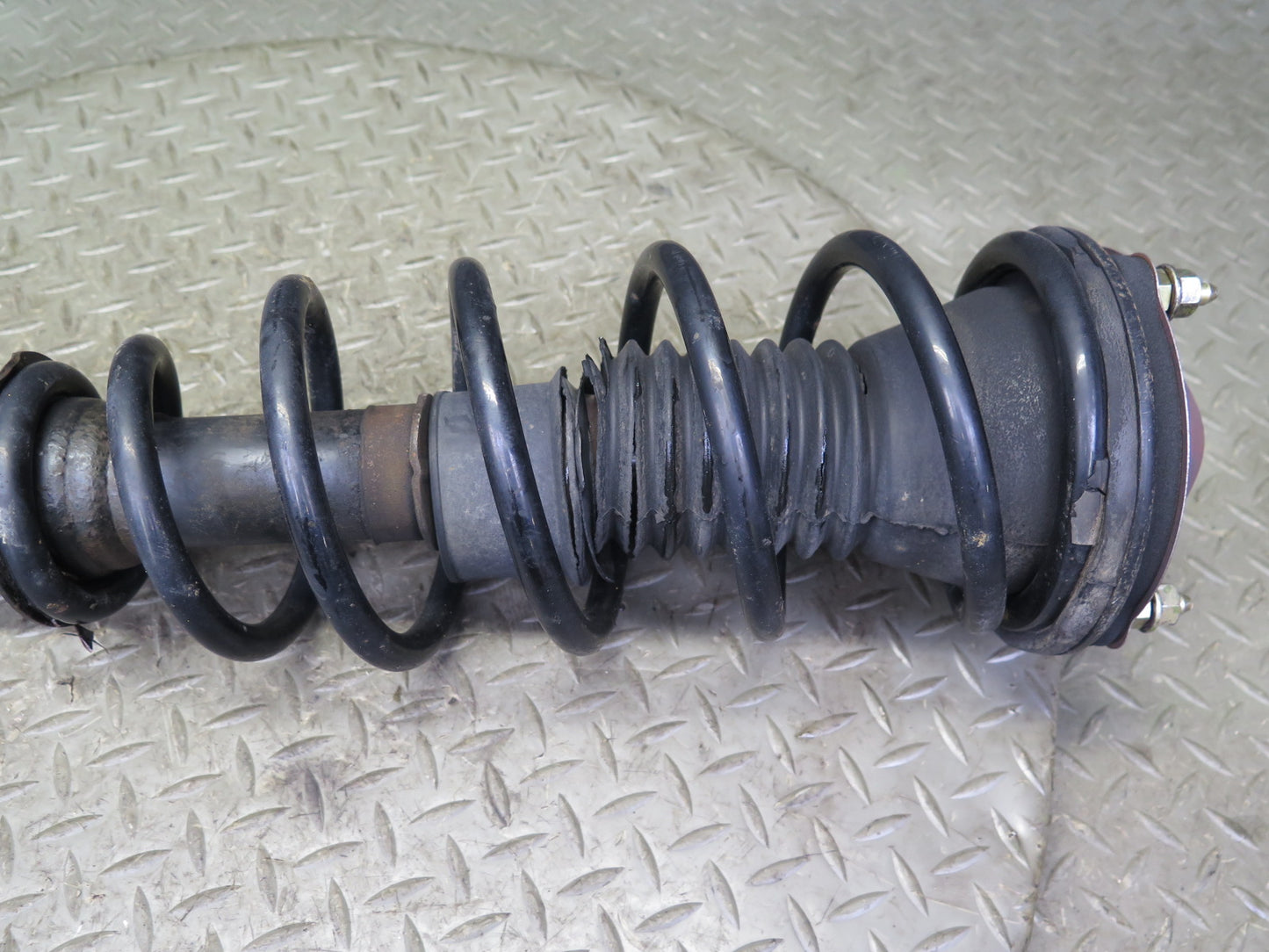 98-00 Lexus UCF20L LS400 RWD Set of 2 Rear Strut Shock Absorber 102K Miles OEM