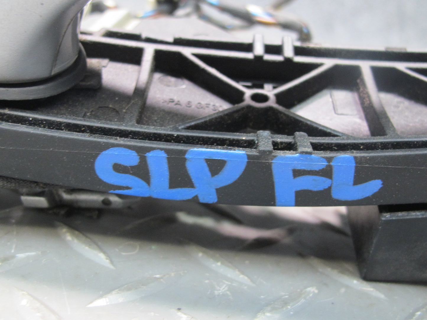 03-06 Mercedes R230 SL500 Front Left Door Exterior Handle Keyless GO Silver OEM