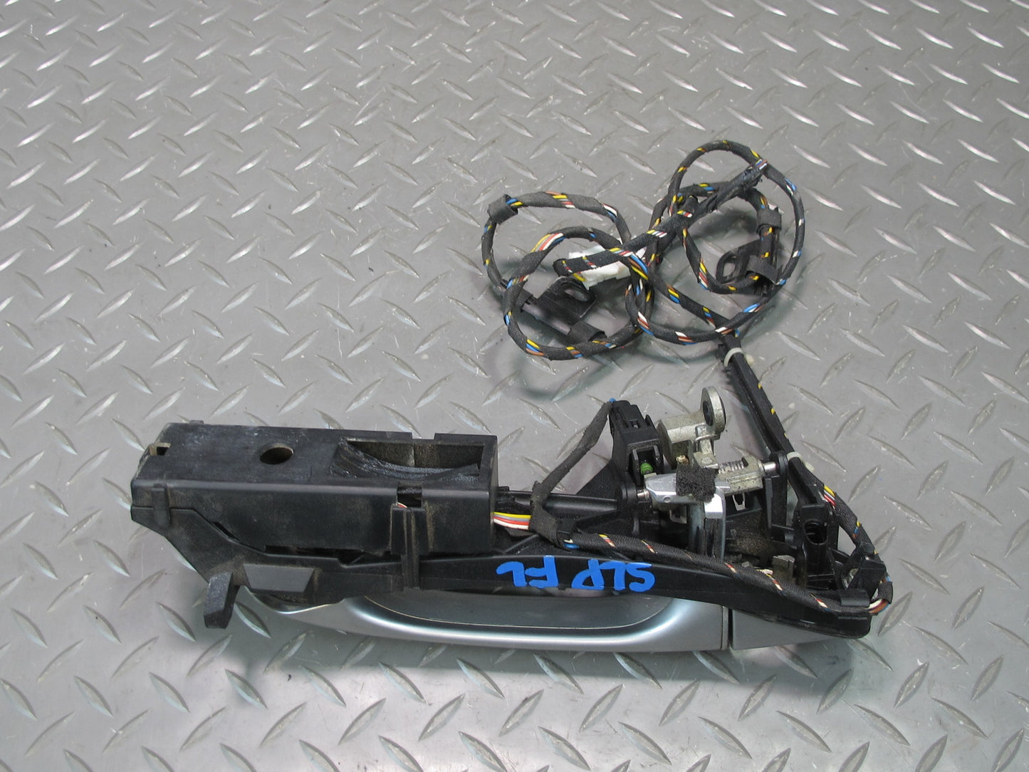 03-06 Mercedes R230 SL500 Front Left Door Exterior Handle Keyless GO Silver OEM