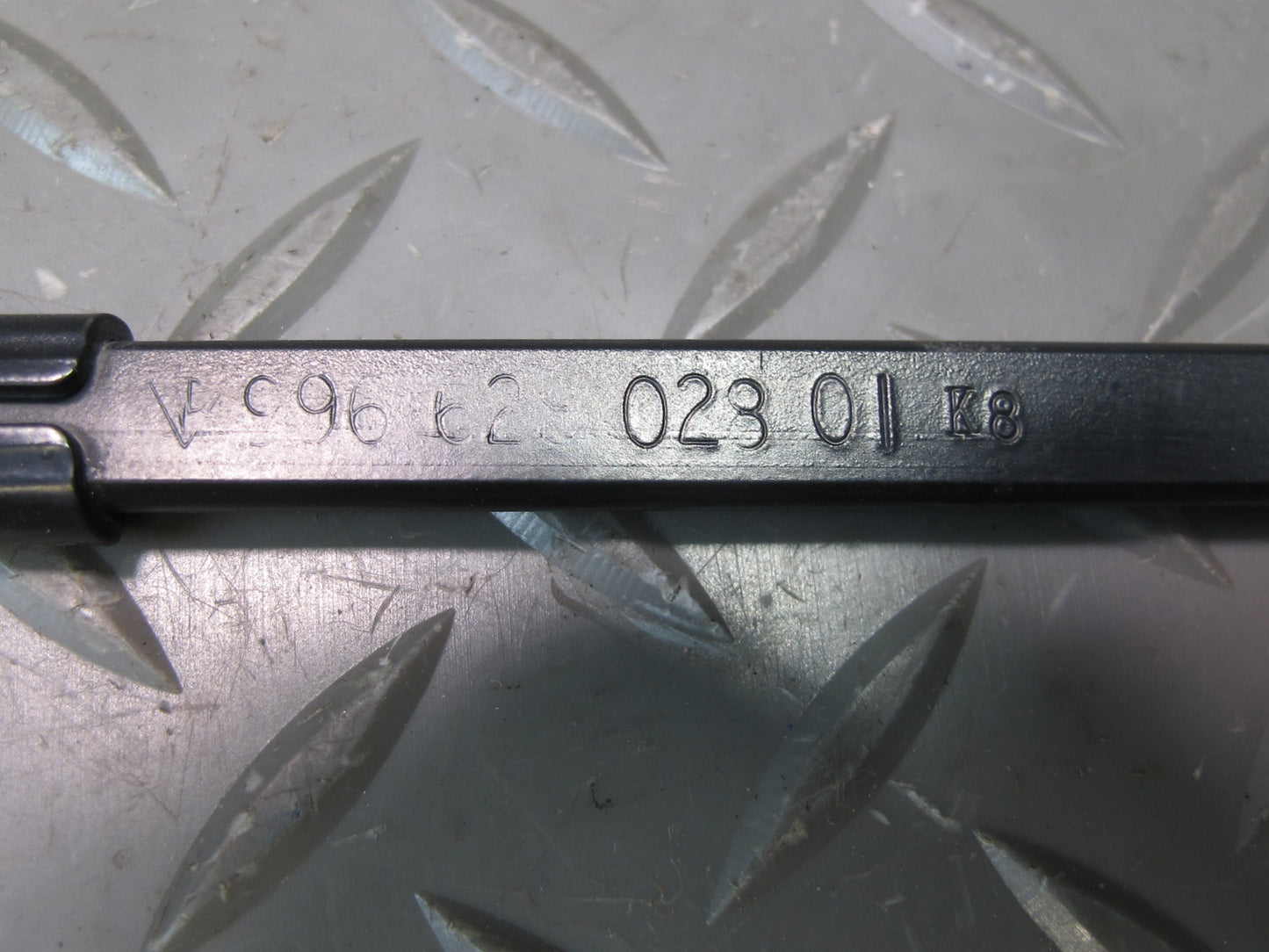 1997-2004 Porsche Boxster 986 Front Left & Right Windshield Wiper Arm Set