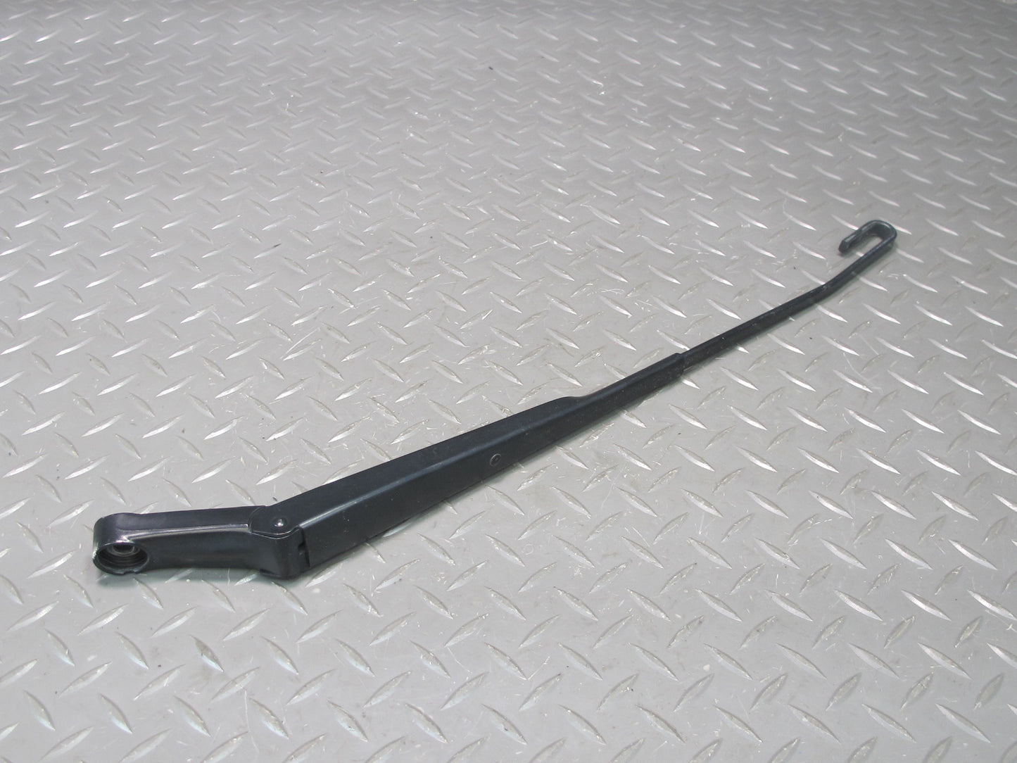 1997-2004 Porsche Boxster 986 Front Left & Right Windshield Wiper Arm Set