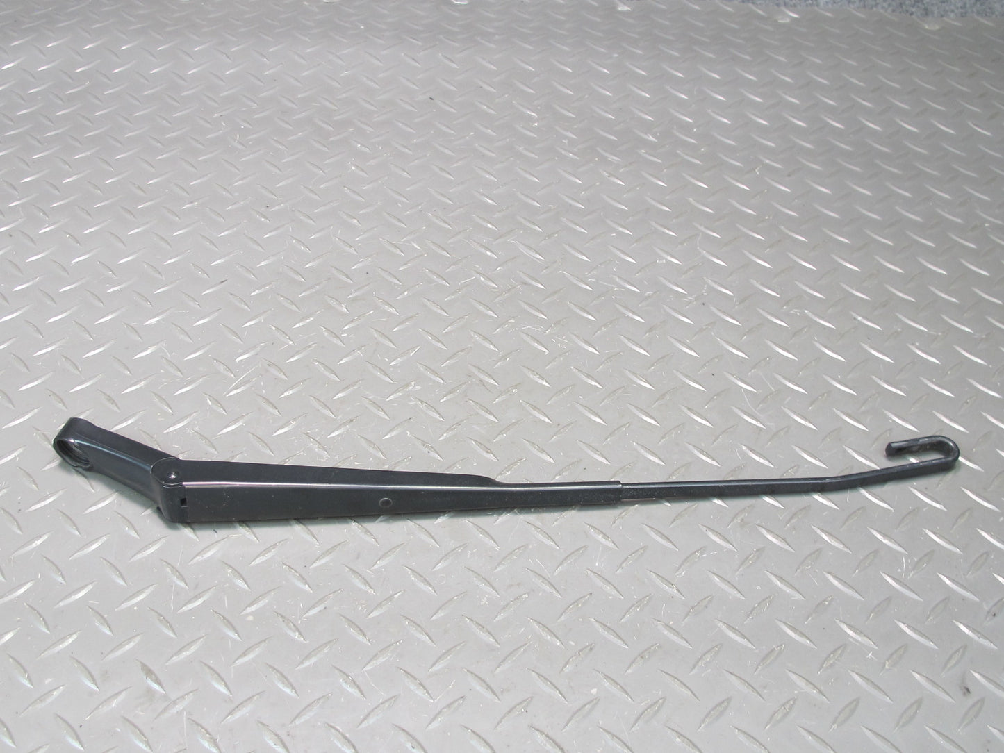1997-2004 Porsche Boxster 986 Front Left & Right Windshield Wiper Arm Set