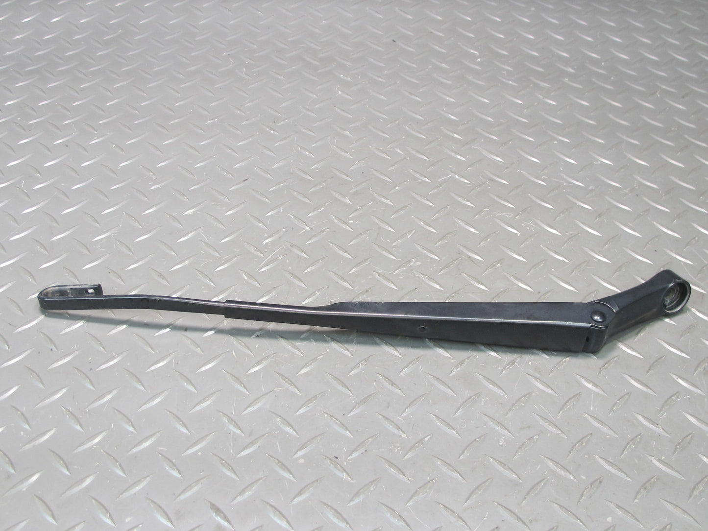 1997-2004 Porsche Boxster 986 Front Left & Right Windshield Wiper Arm Set
