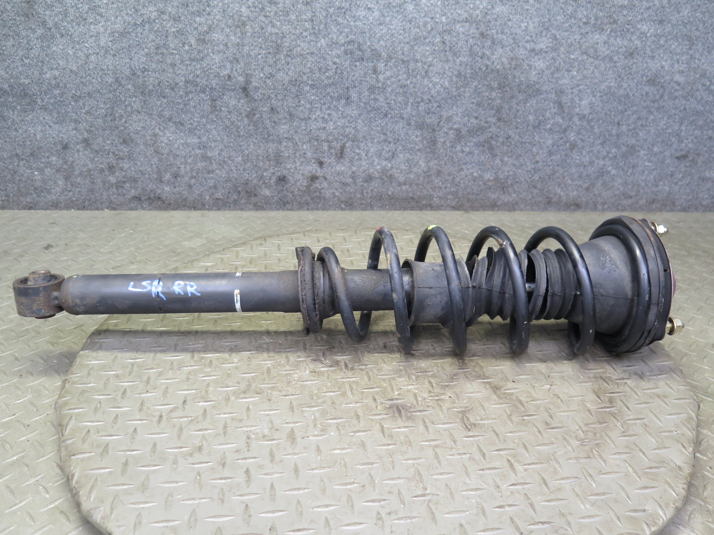 98-00 Lexus UCF20L LS400 RWD Set of 2 Rear Strut Shock Absorber 102K Miles OEM