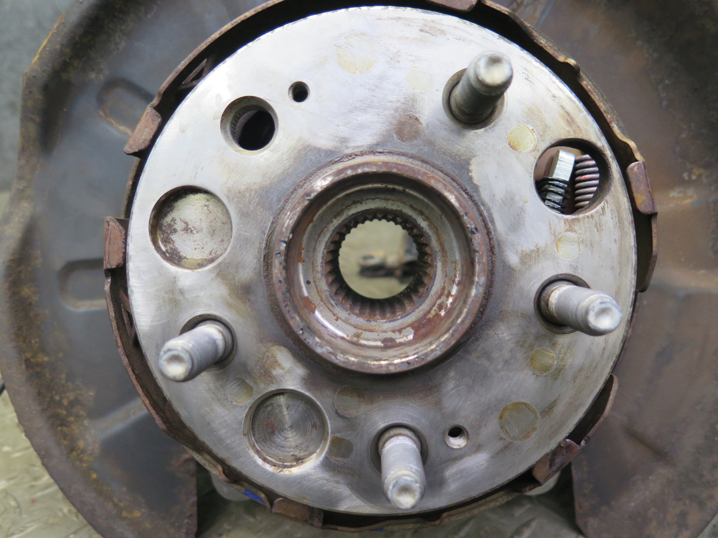 98-00 Lexus UCF20L LS400 Rear Left Spindle Knuckle Wheel Hub Bearing 102K OEM