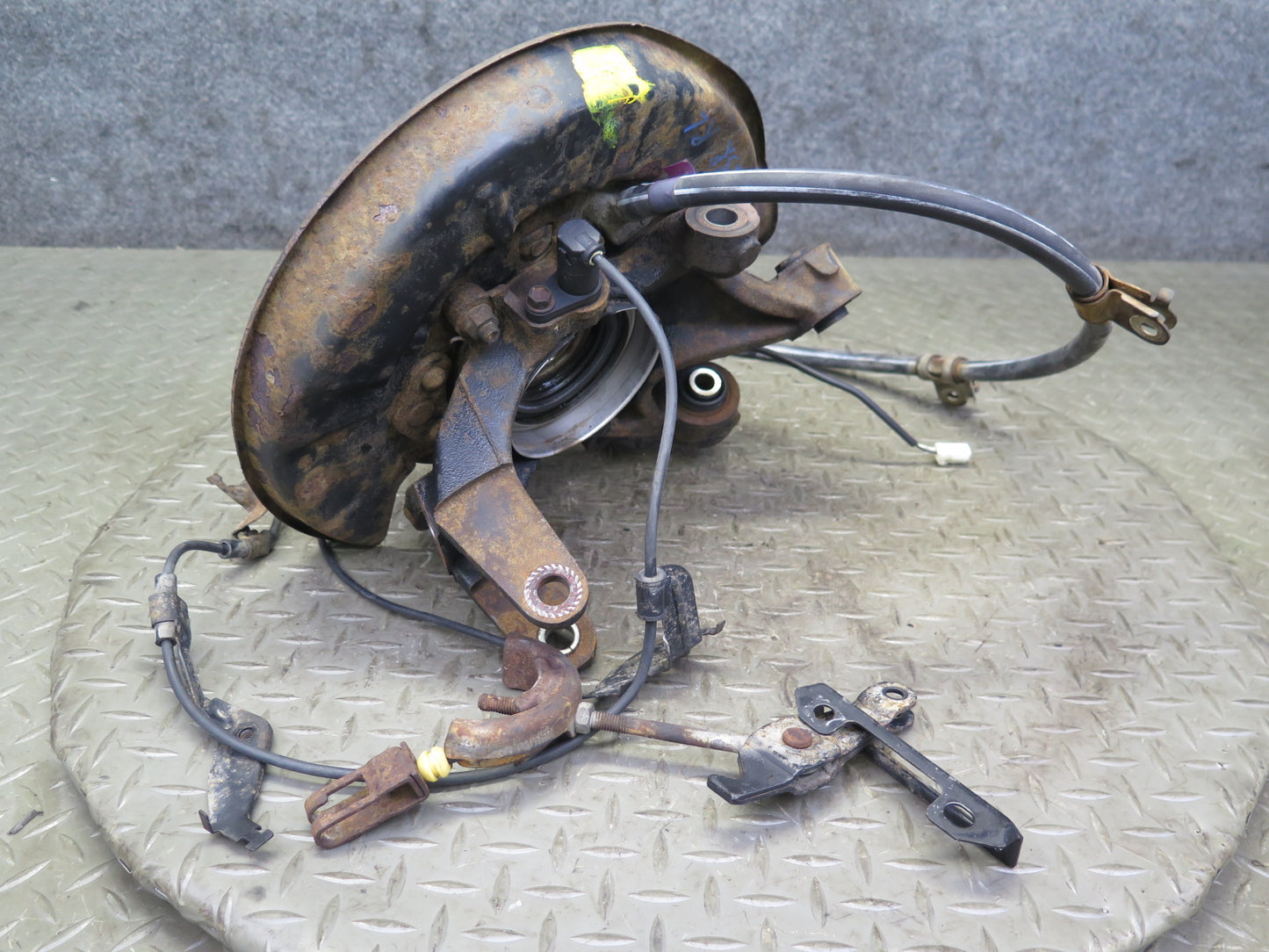 98-00 Lexus UCF20L LS400 Rear Left Spindle Knuckle Wheel Hub Bearing 102K OEM