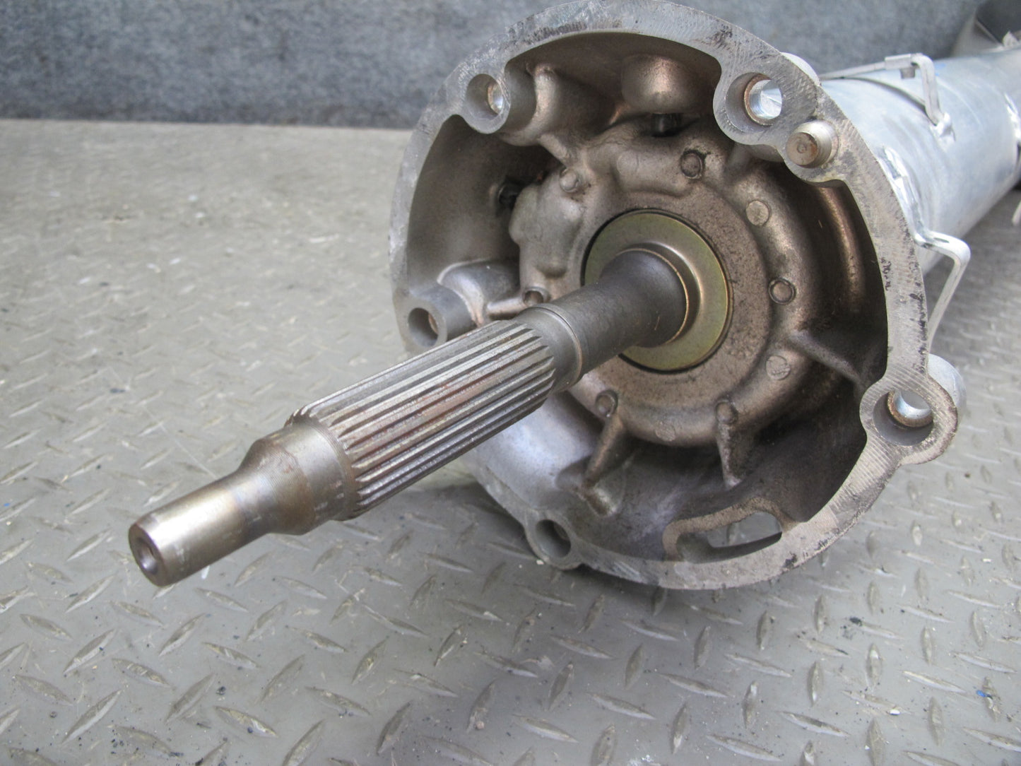 97-04 Chevrolet Corvette C5 5.7L LS1 A/T Drive Shaft Torque Tube 12564456 OEM