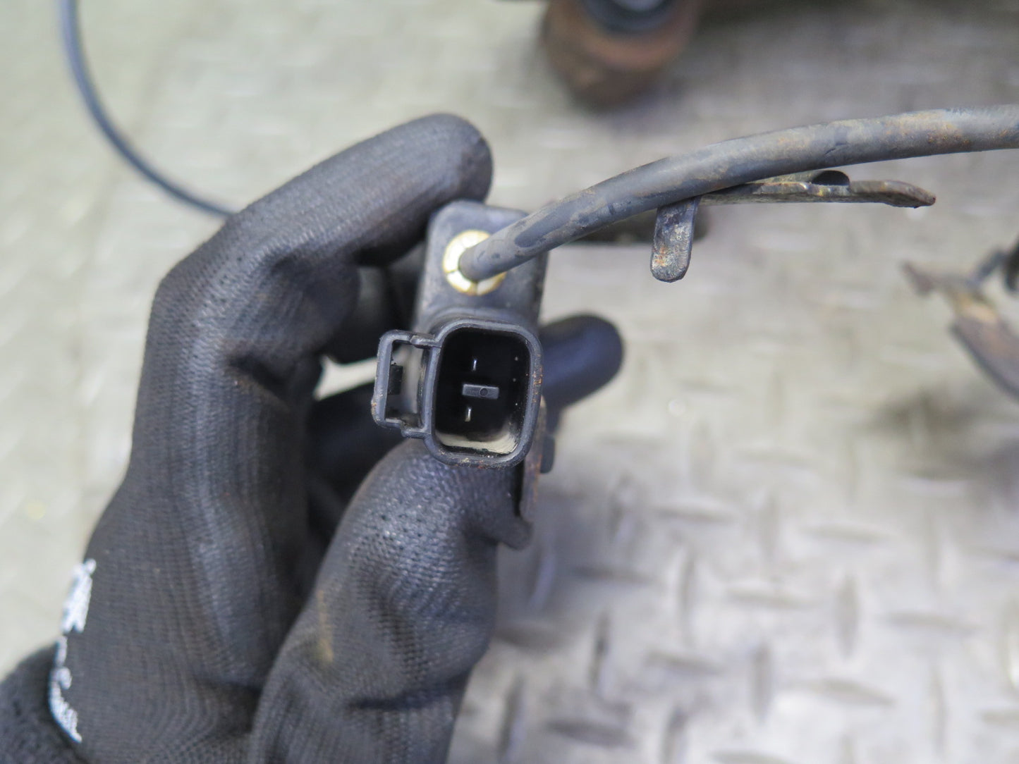 98-00 Lexus UCF20L LS400 Rear Right Spindle Knuckle Wheel Hub Bearing 102K OEM