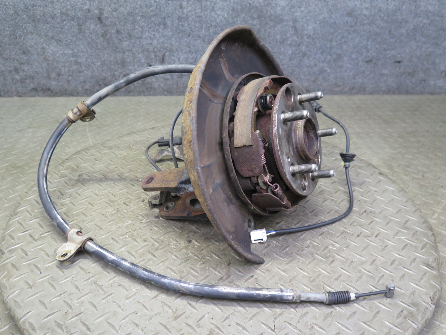 98-00 Lexus UCF20L LS400 Rear Right Spindle Knuckle Wheel Hub Bearing 102K OEM