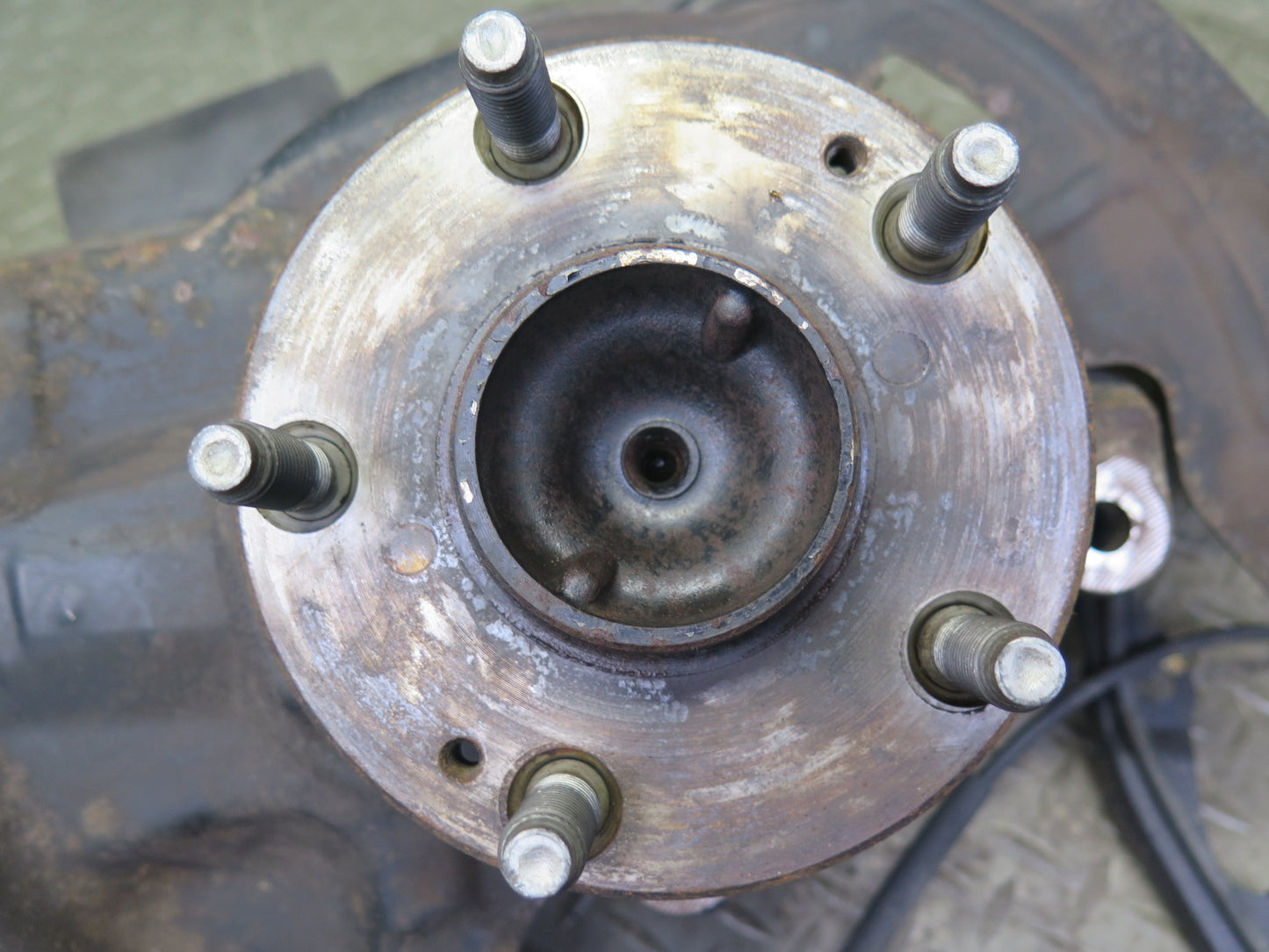 98-00 Lexus UCF20L LS400 Front Left Spindle Knuckle Wheel Hub Bearing 102K OEM