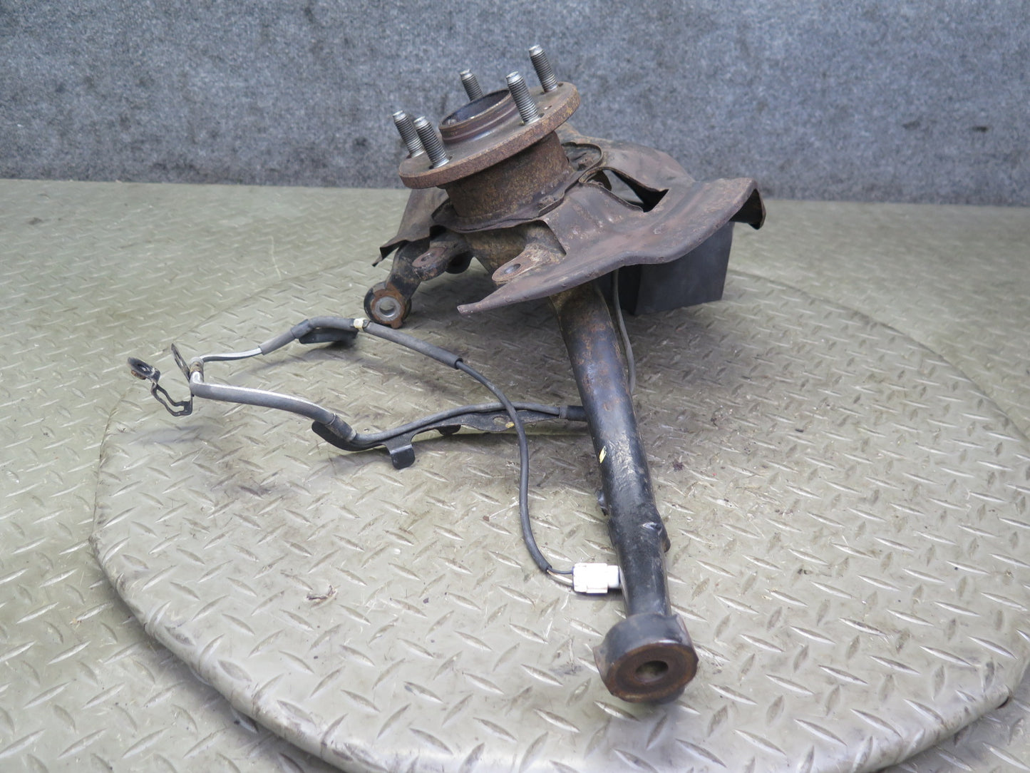 98-00 Lexus UCF20L LS400 Front Left Spindle Knuckle Wheel Hub Bearing 102K OEM