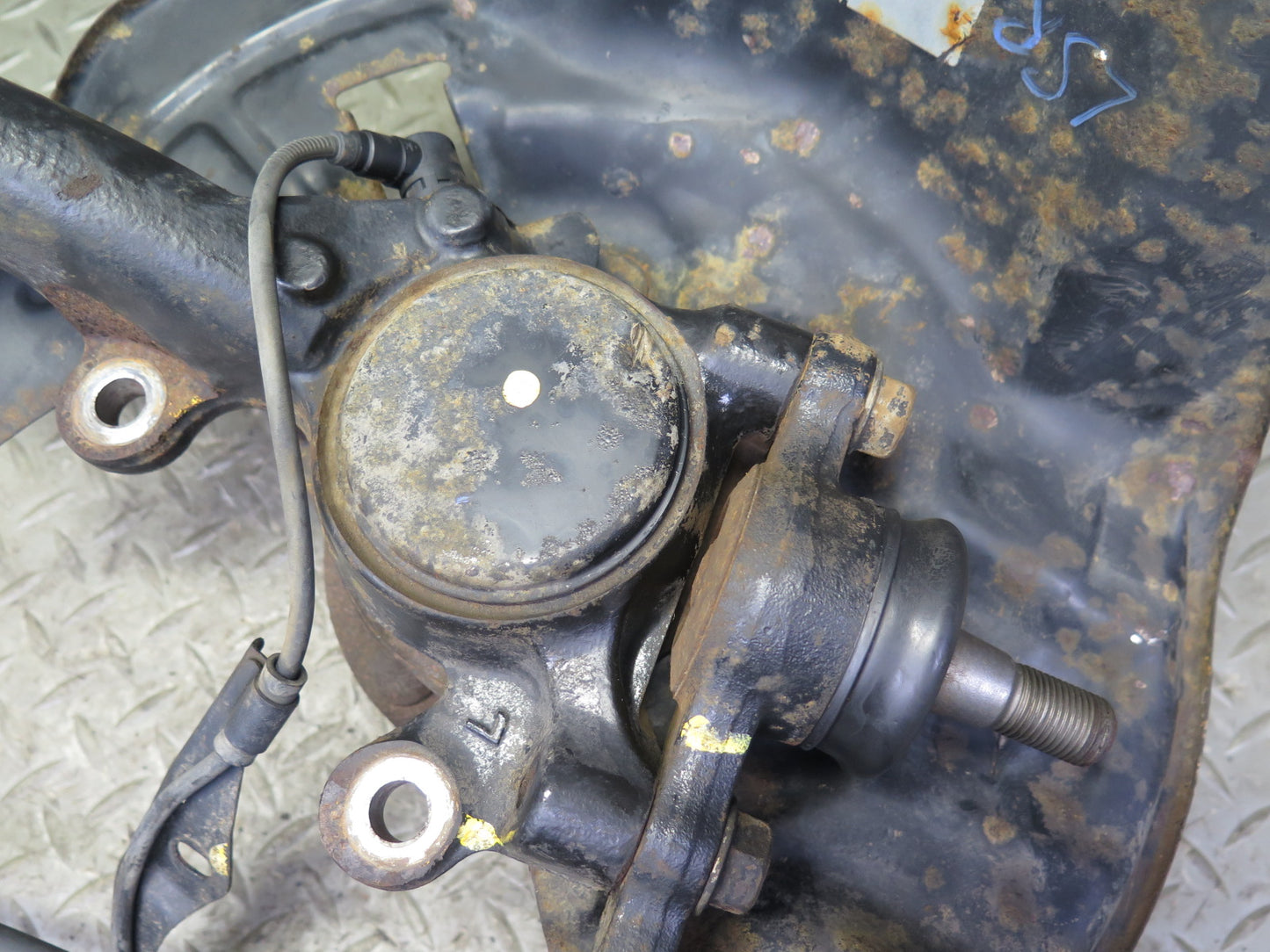 98-00 Lexus UCF20L LS400 Front Left Spindle Knuckle Wheel Hub Bearing 102K OEM