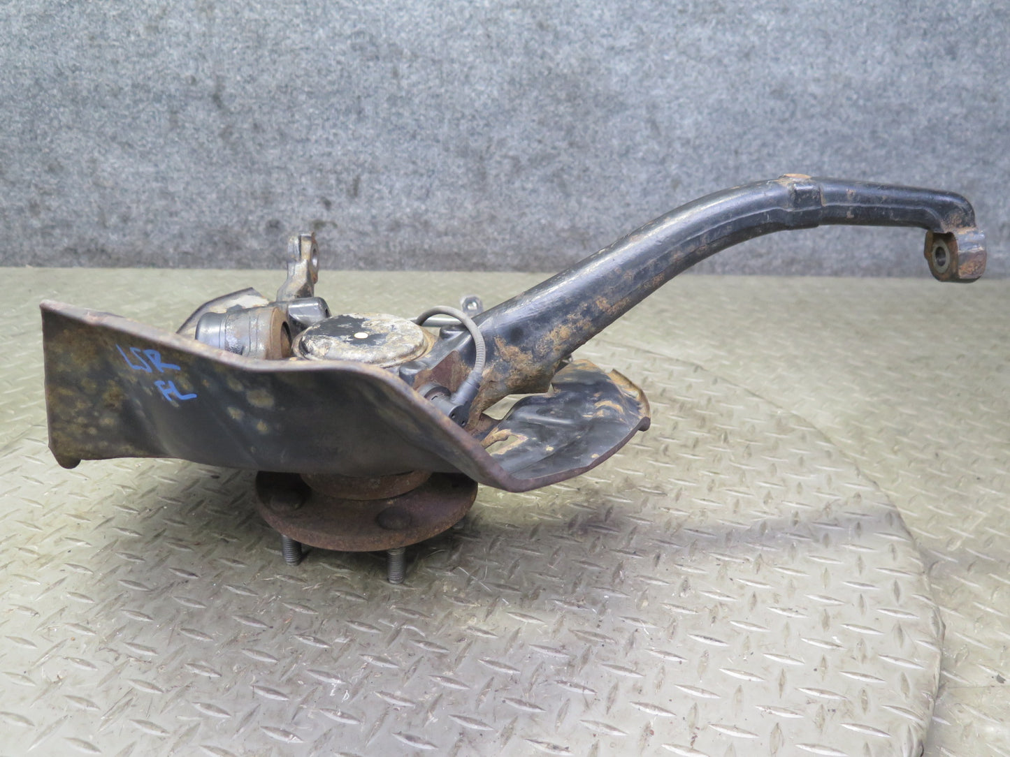 98-00 Lexus UCF20L LS400 Front Left Spindle Knuckle Wheel Hub Bearing 102K OEM