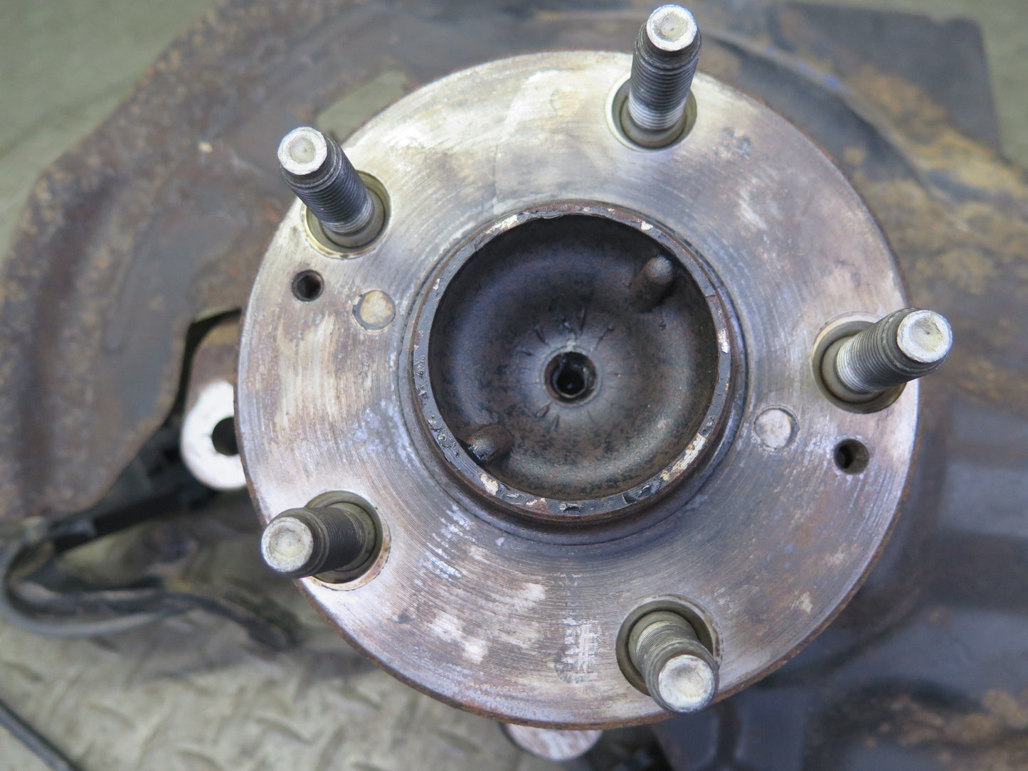 98-00 Lexus UCF20L LS400 Front Right Spindle Knuckle Wheel Hub Bearing 102K OEM