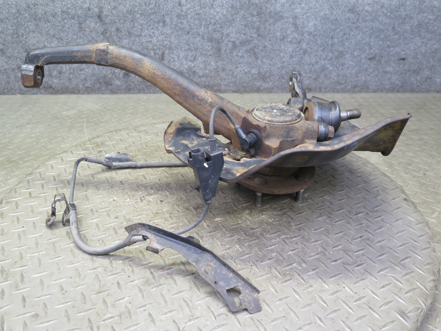 98-00 Lexus UCF20L LS400 Front Right Spindle Knuckle Wheel Hub Bearing 102K OEM