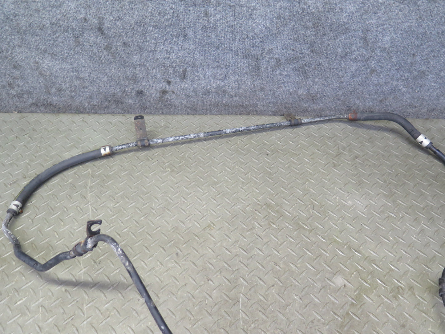 98-00 Lexus UCF20L LS400 Set of 2 Power Steering Hose Pipe Line OEM