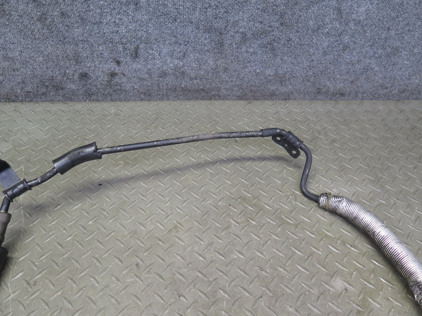 98-00 Lexus UCF20L LS400 Set of 2 Power Steering Hose Pipe Line OEM