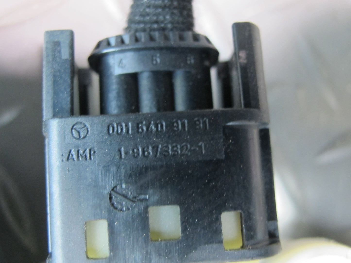 03-12 Mercedes R230 Sl-class Front Left Window Regulator w Motor OEM